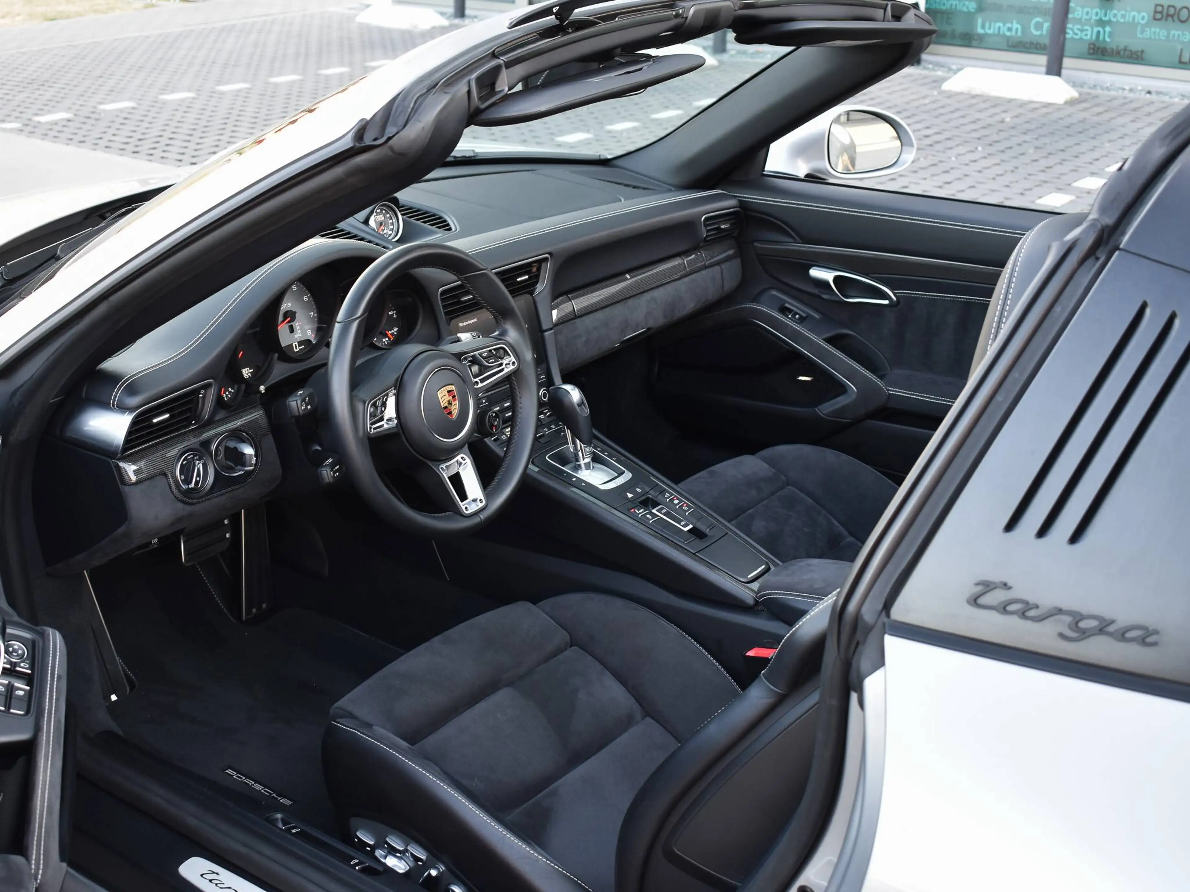 Porsche 911 991 Targa 4 GTS / GT Silver / Top Condition / Carbon / Rear axle steering / FULL — photo 3