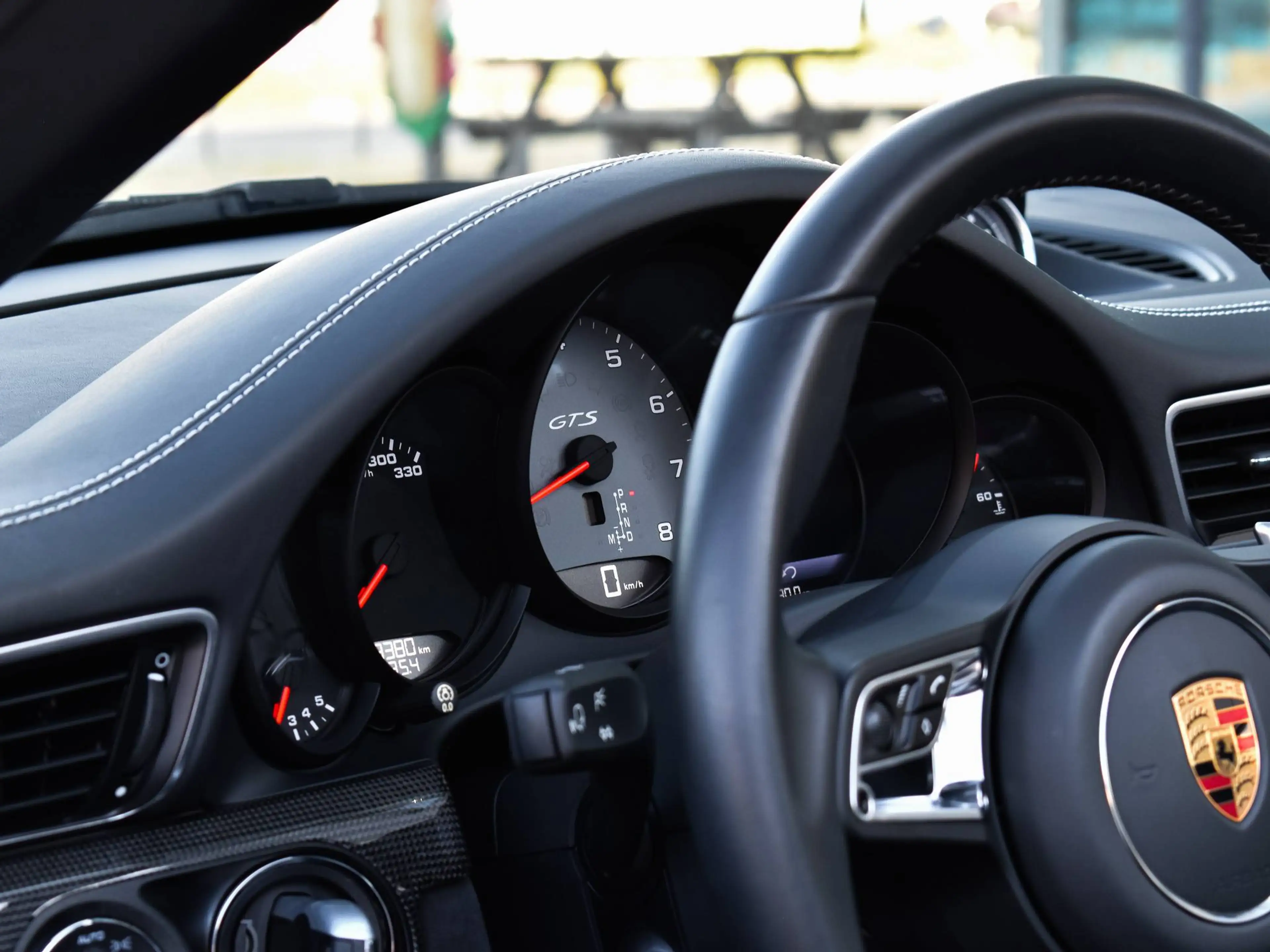 Porsche 911 991 Targa 4 GTS / GT Silver / Top Condition / Carbon / Rear axle steering / FULL — photo 28