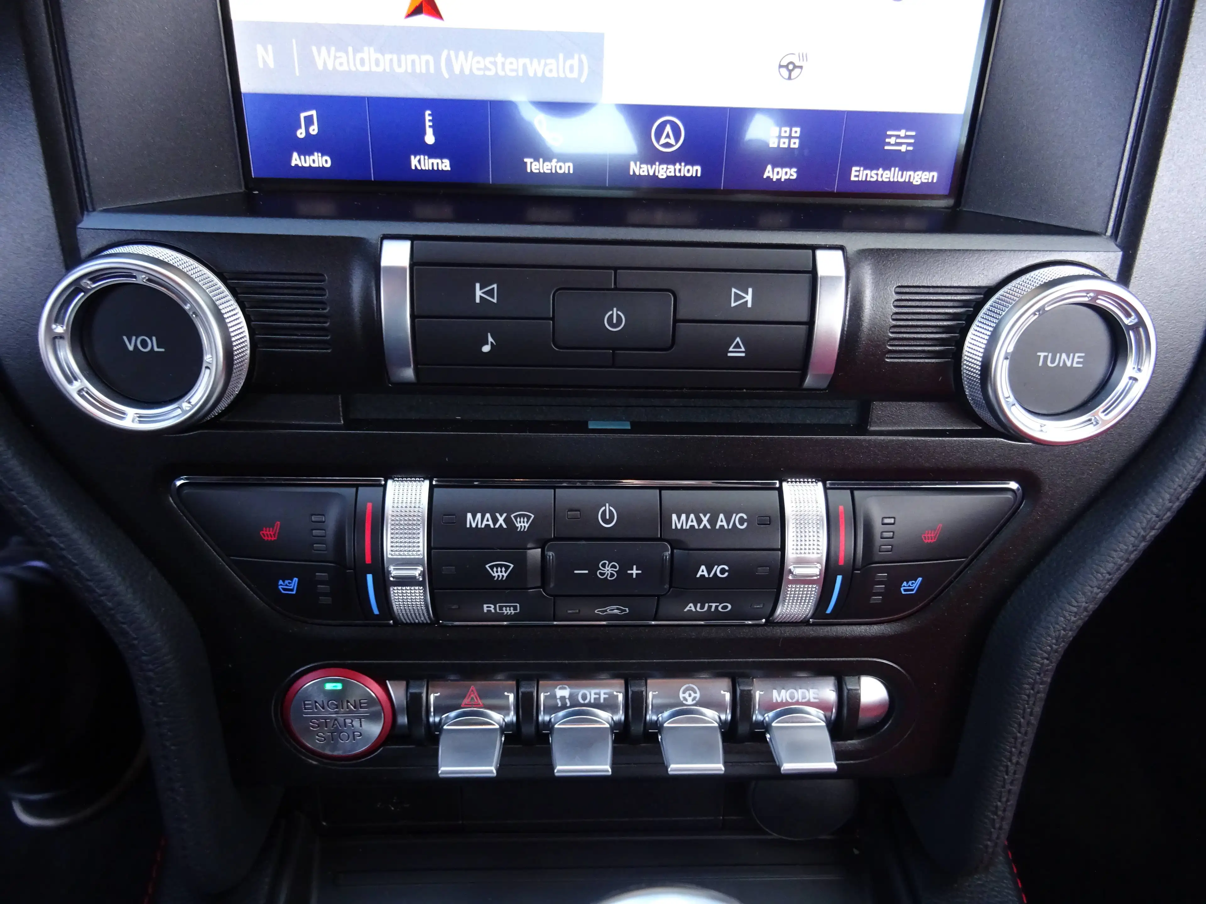 Ford Mustang 5.0 V8 GT Convertible +Magneride+Premiumpaket II — photo 12