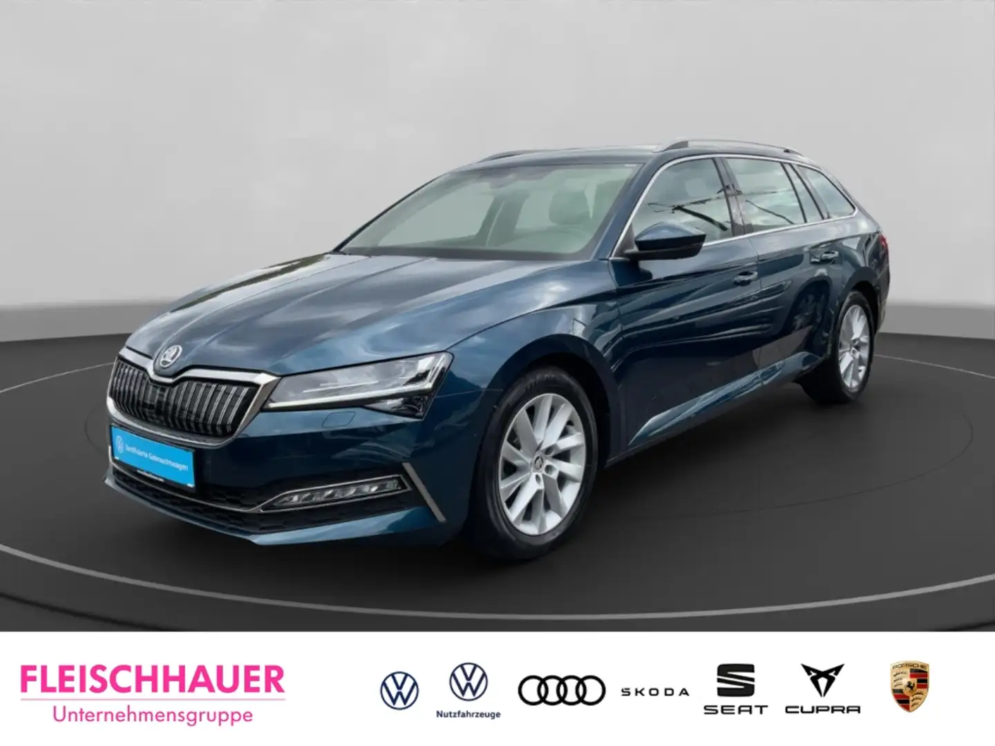 Skoda Superb Combi 1.4 TSI Hybrid AD Navi VC 360 Kamera LED Kur Blau - 1
