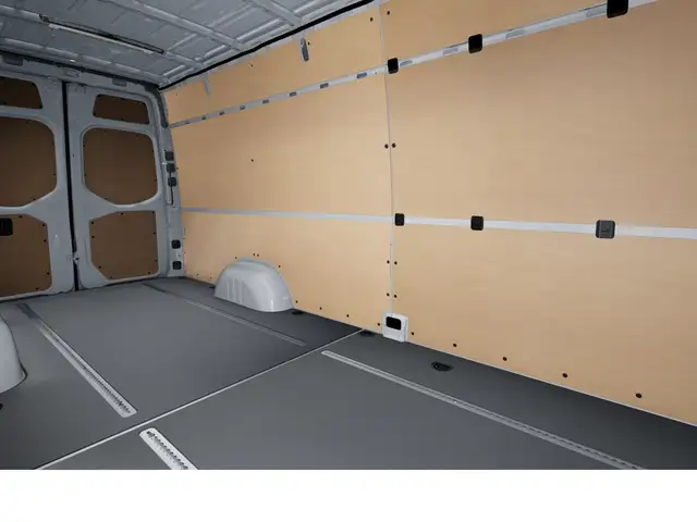 Mercedes-Benz Sprinter view 9