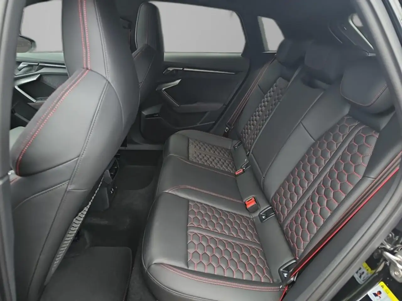 Audi RS3 RS 3 Sportback 2.5 TFSI quattro S-tr. Matrix Pano 10