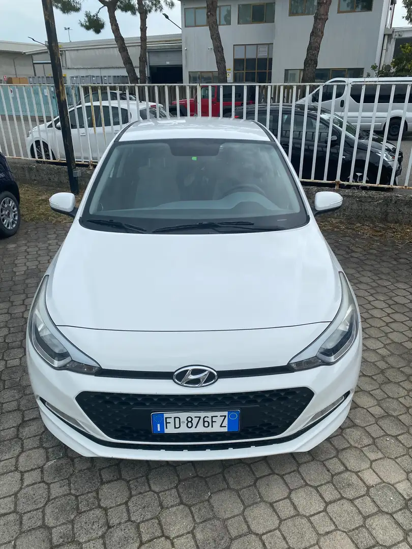Hyundai i20 i20 5p 1.2 Classic econext 75cv Bianco - 2