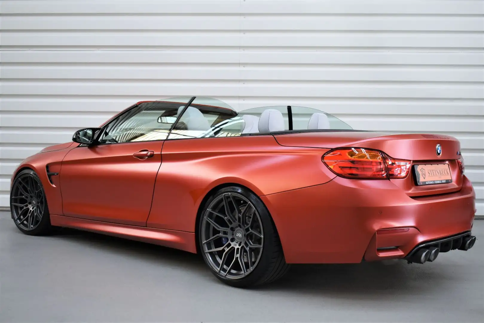 BMW M4 Cabrio+Carbon+Navi+Memory+Keyless+H&K Rouge - 2