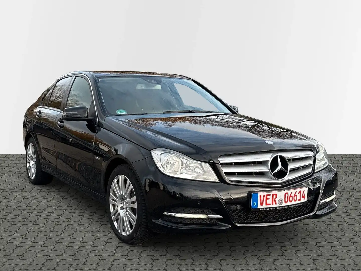 Mercedes-Benz C 220 Limousine*Bluetooth*Navi*TÜV2027*Neue Reif Schwarz - 1