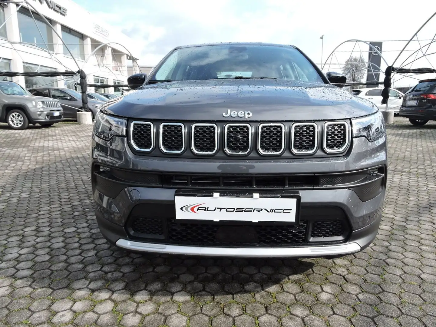Jeep Compass 1.5 Turbo T4 130 CV MHEV 2WD Altitude Grau - 2