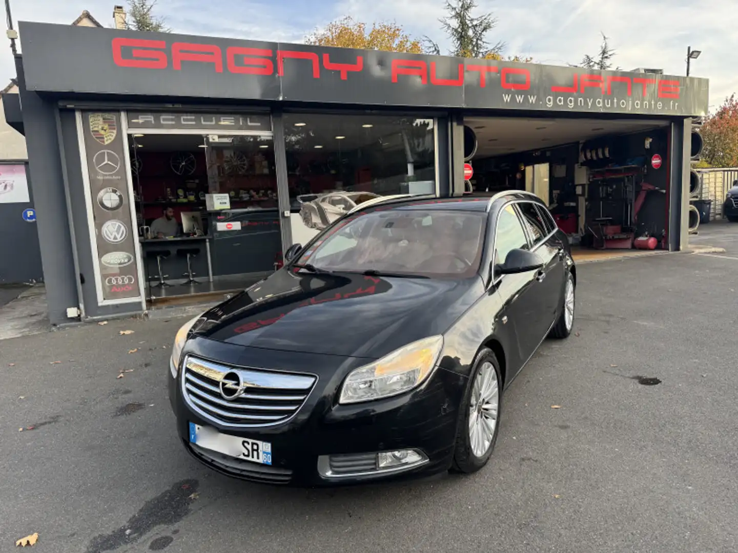Opel Insignia 2.0 CDTI160 FAP ECOF COSMO PACK Noir - 1