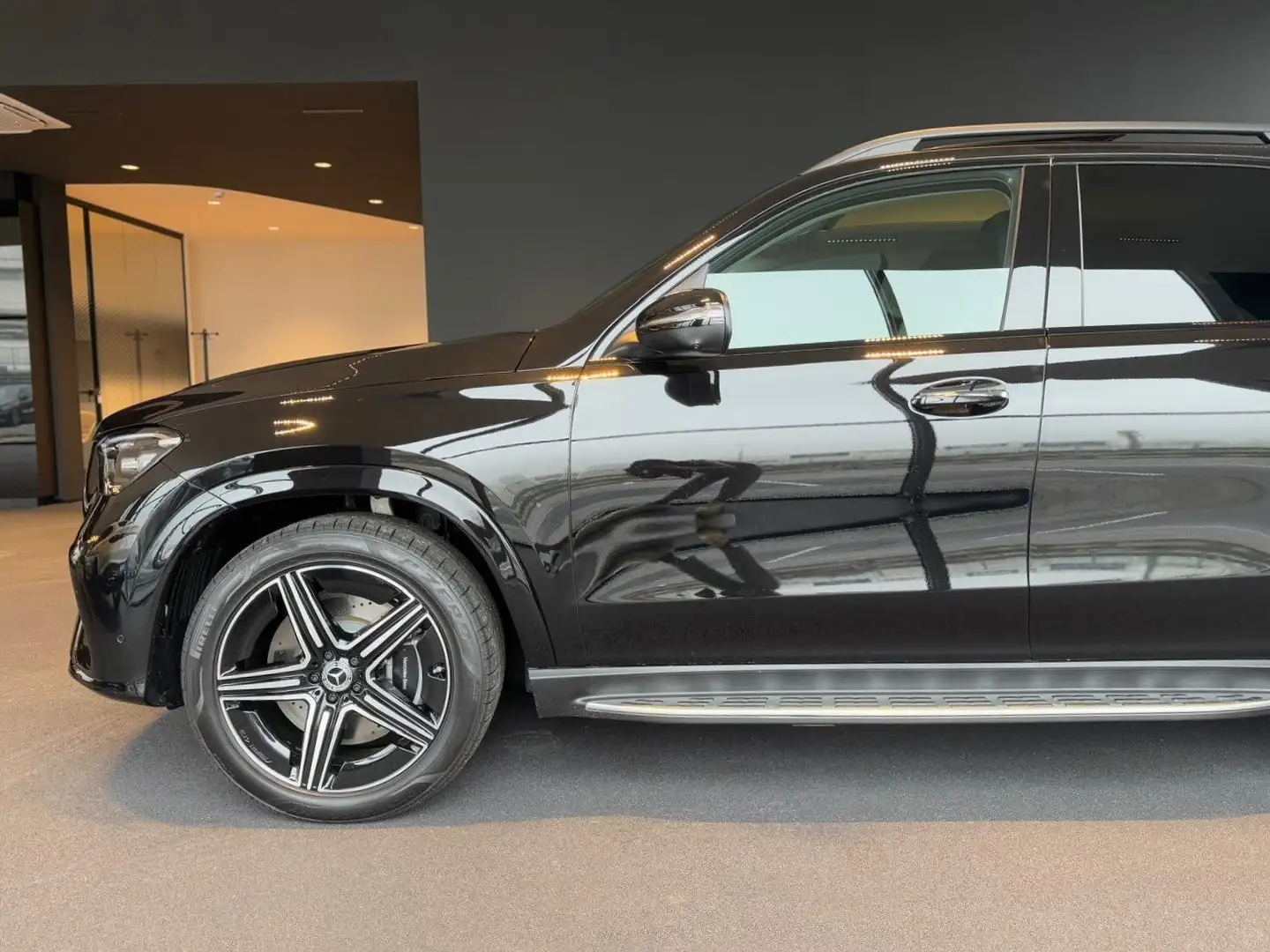 Mercedes-Benz GLE 350 GLE 350de 4MATIC Plug-in hyb. AMG Line PREMIUM Noir - 2