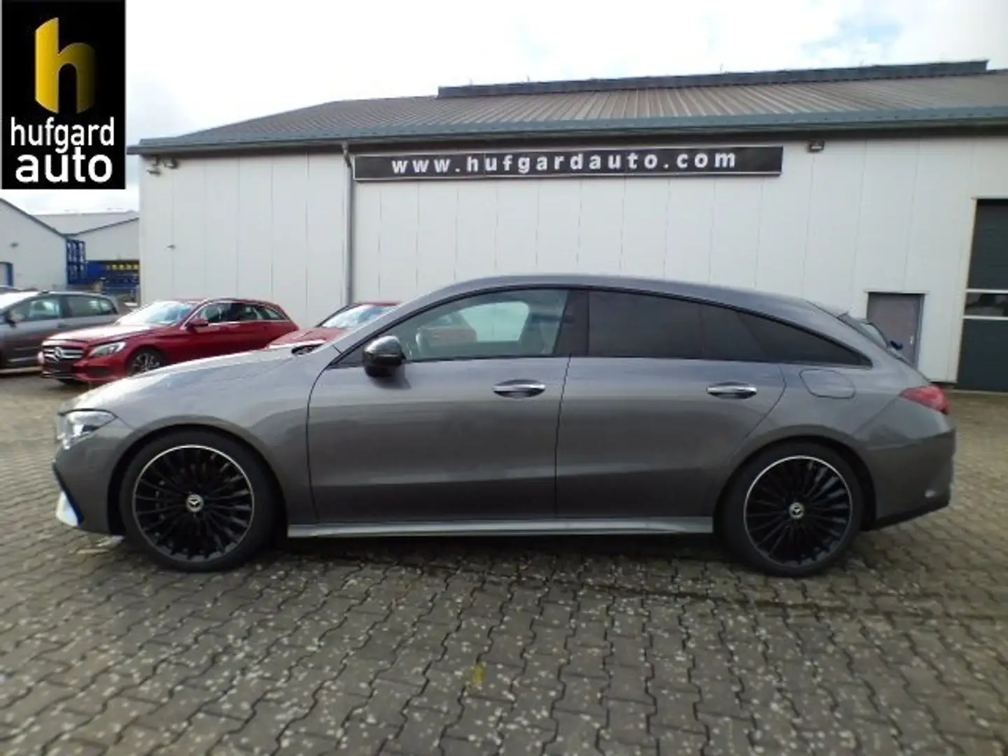 Mercedes-Benz CLA 200 Shooting Brake SB AMG Line Premium Anhängerkupp Grigio - 1