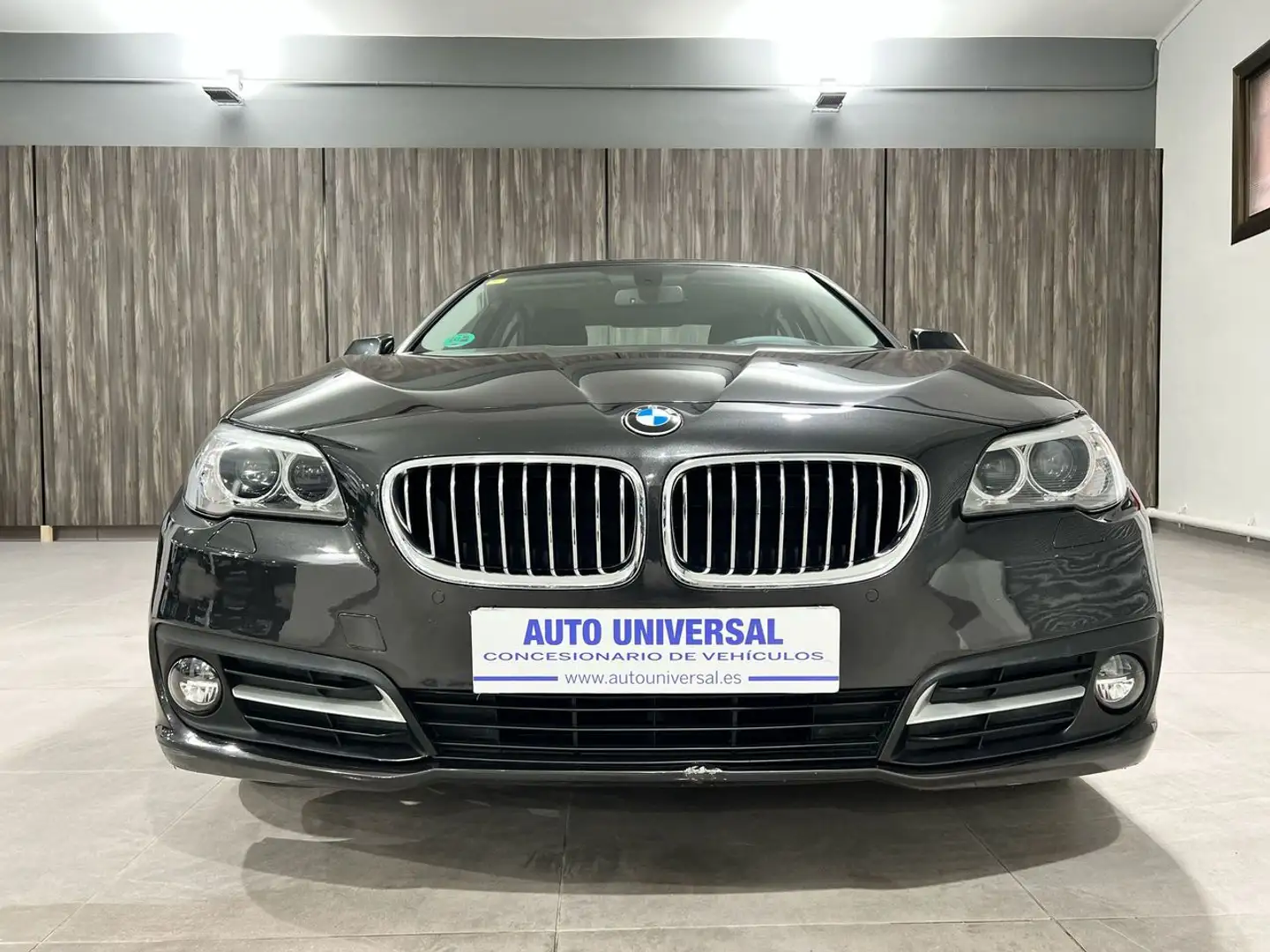 BMW 520 520dA Fekete - 2