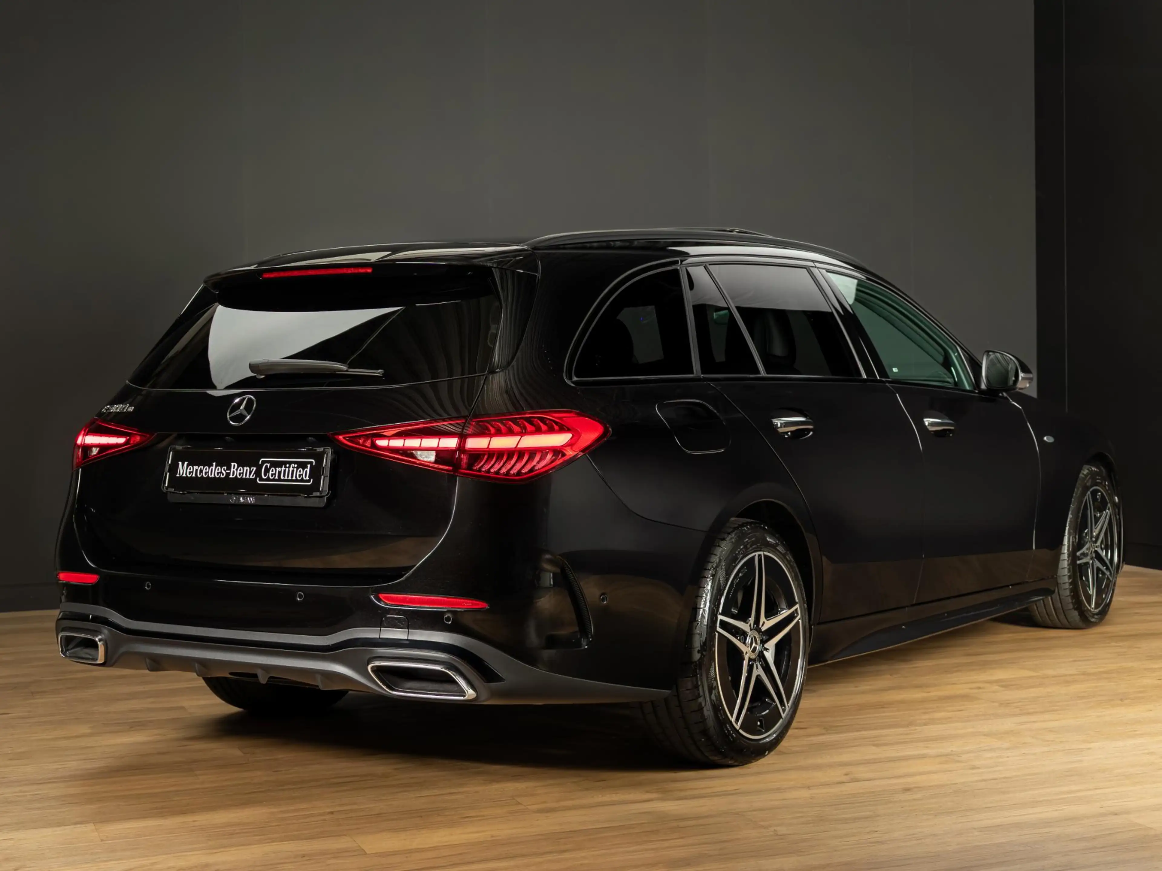 Mercedes-Benz C 300 Estate 300e Business Solution AMG Premium PLUS | P — photo 2
