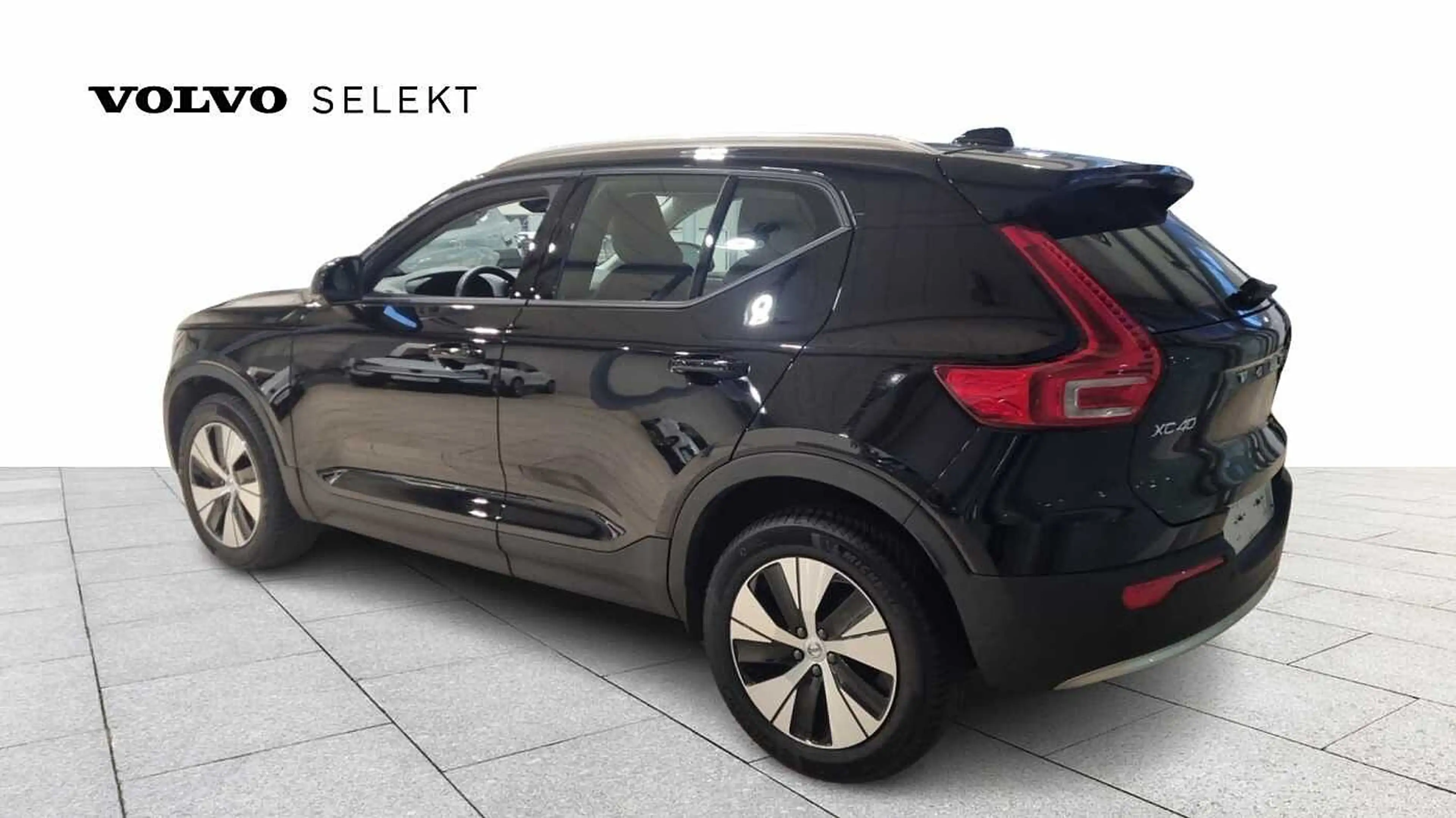 Volvo XC40 B3 Mild hybrid, Benz, LEDER, 3 jaar SEL waarborg — photo 2