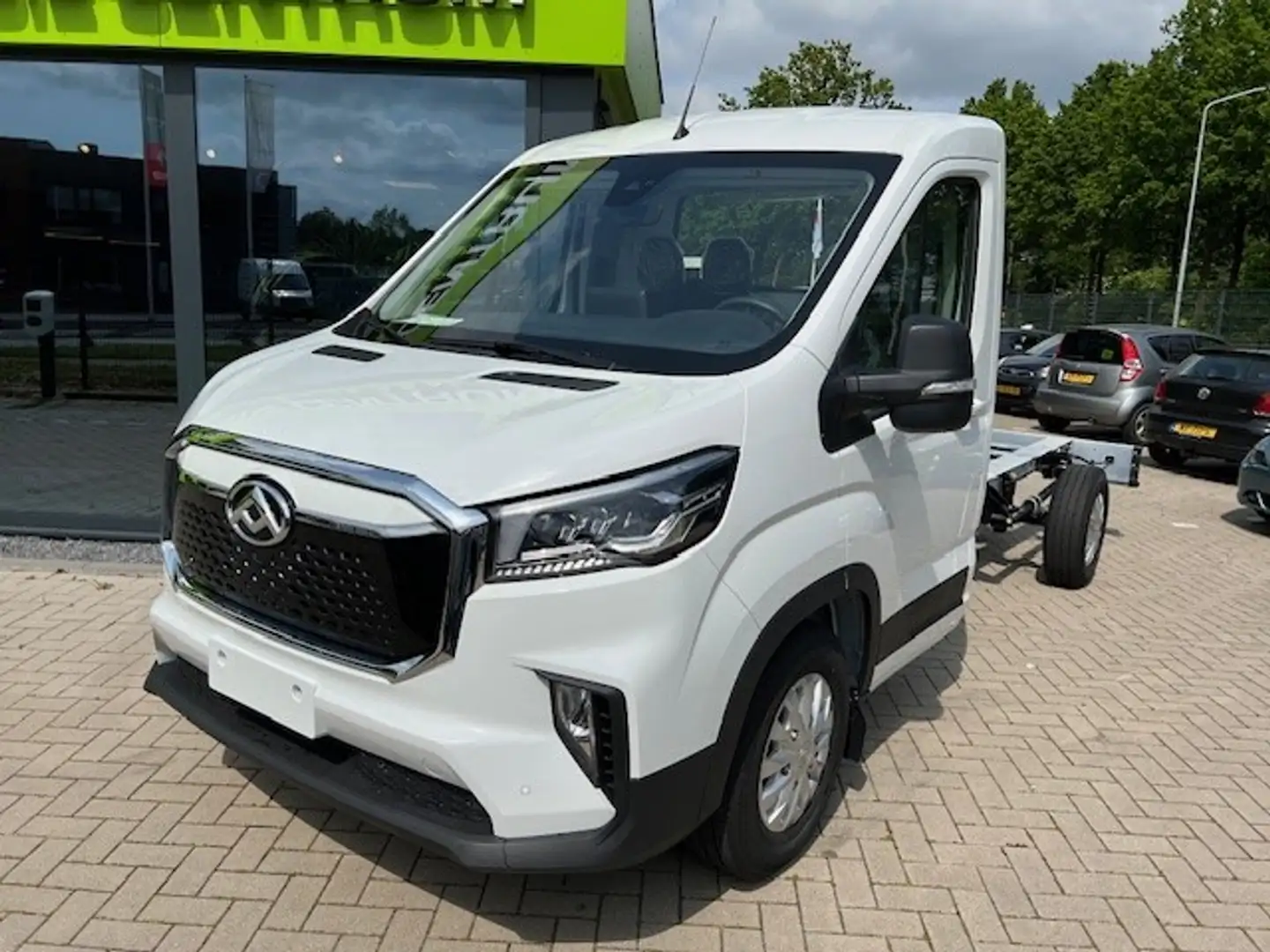 Maxus Deliver 9 E-DELIVER - Chassis L3 65kWh Beyaz - 1