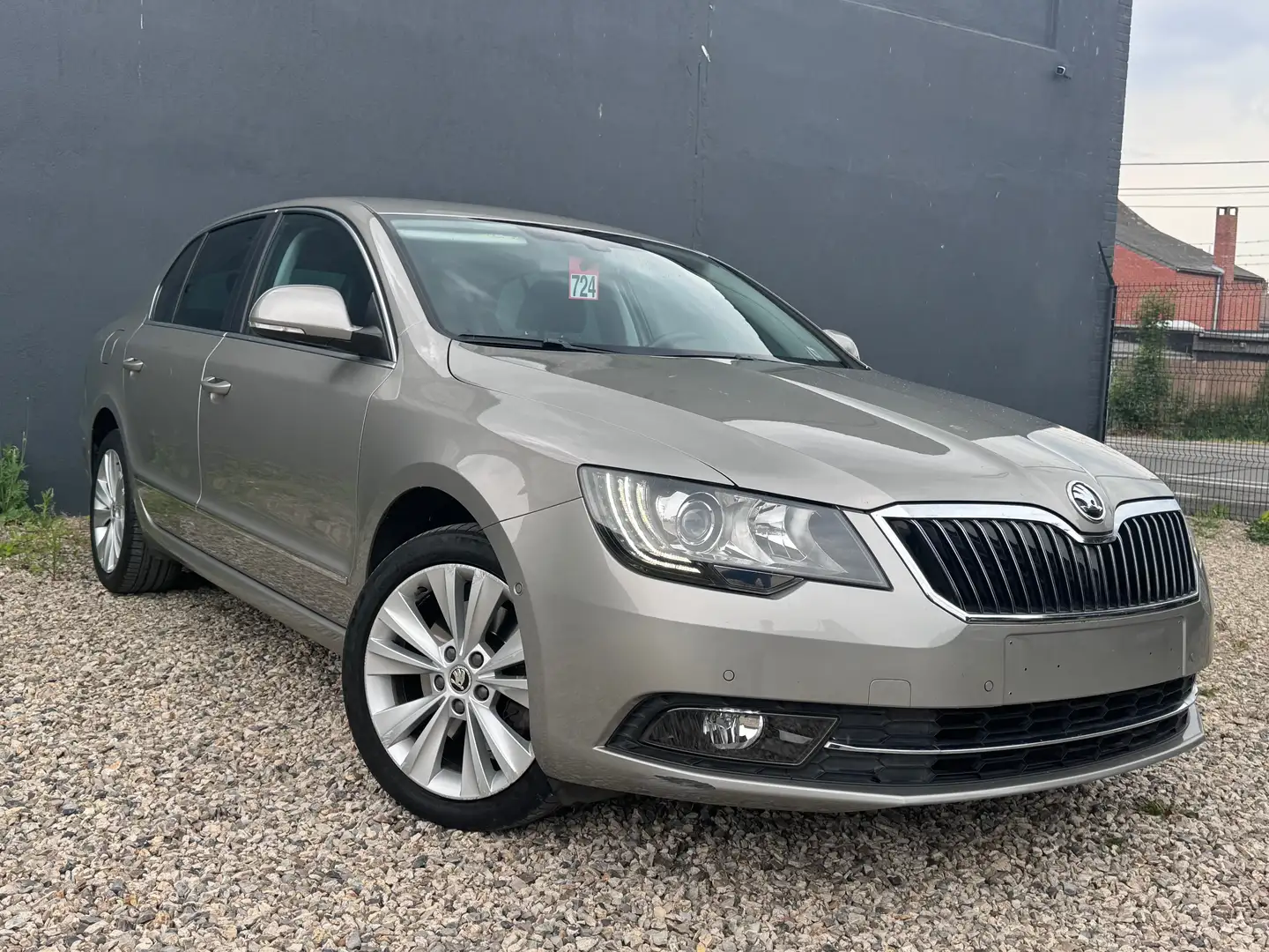 Skoda Superb 1.4 TSI Elegance*PARK ASSIST*SENSOR*BI XENON*CRUIS Beige - 1