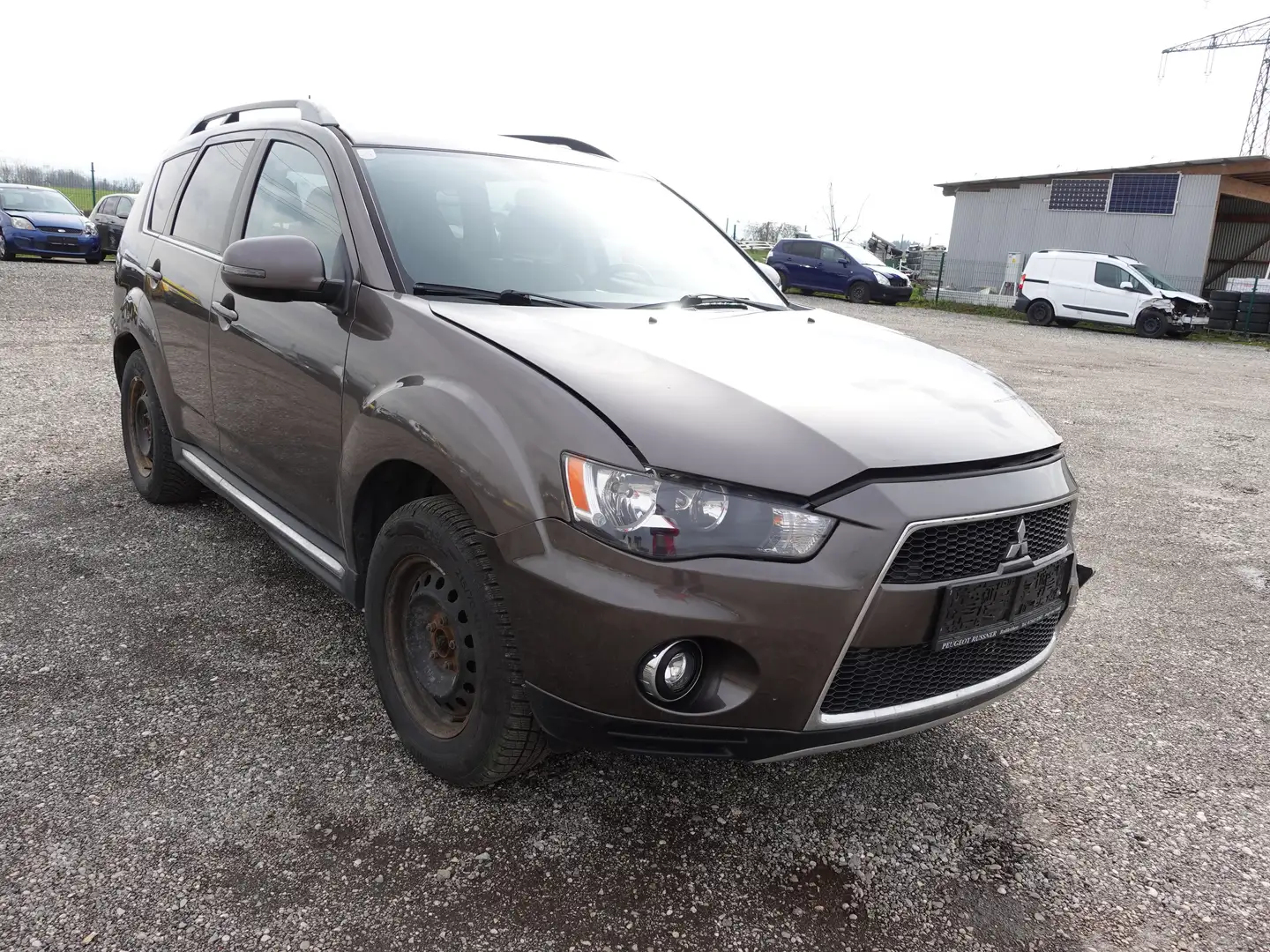 Mitsubishi Outlander 2,3 Brun - 1