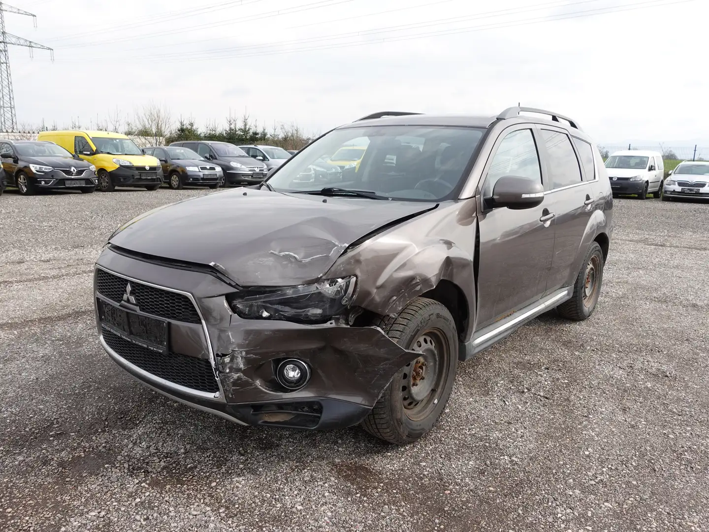 Mitsubishi Outlander 2,3 Brun - 2