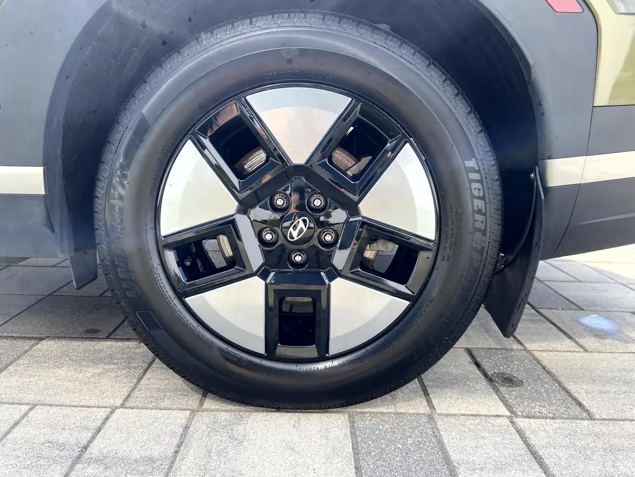 Hyundai SANTA FE снимка Hyundai SANTA FE