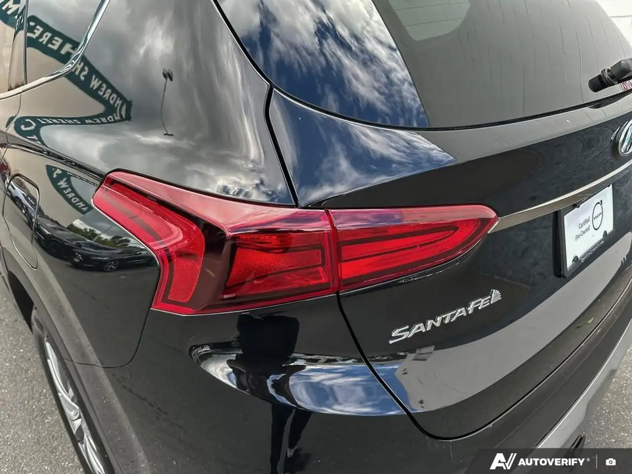 Hyundai SANTA FE photo Hyundai SANTA FE