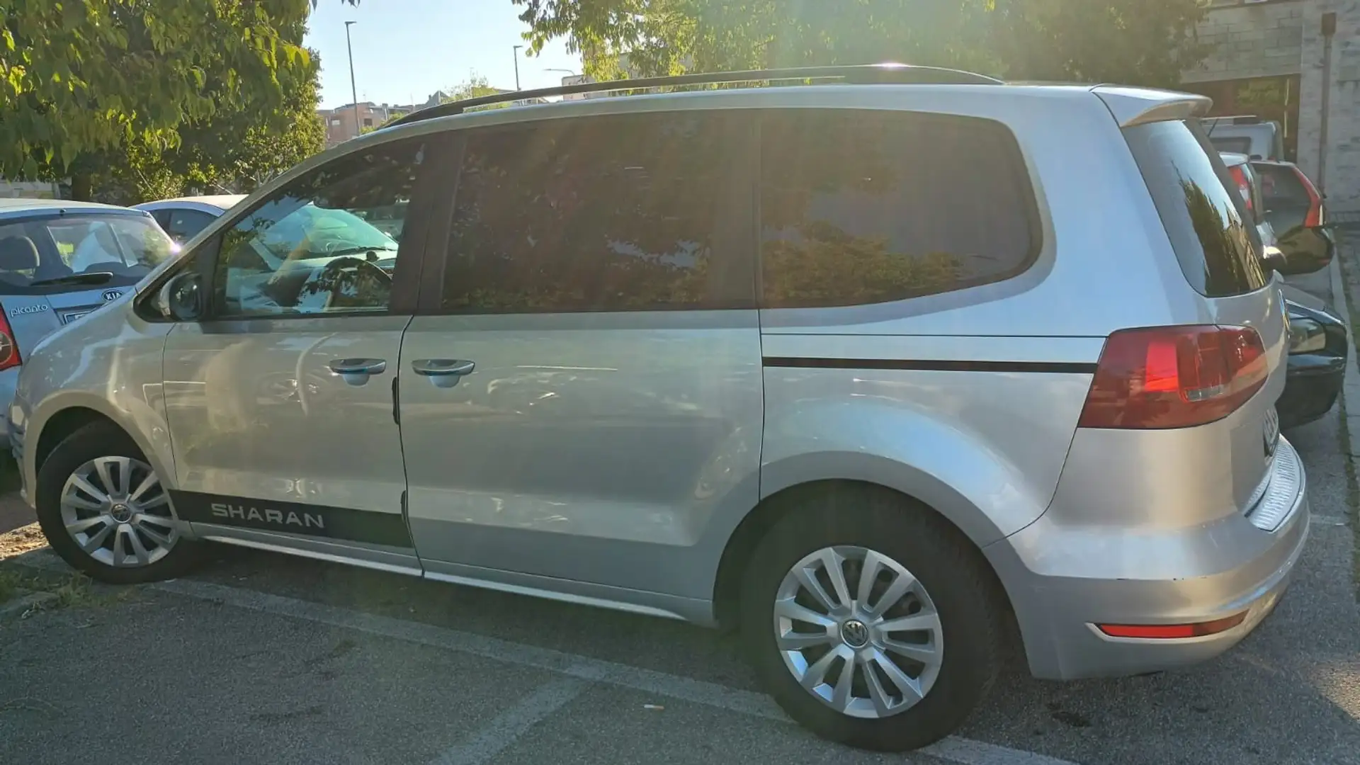 Volkswagen Sharan Sharan II 2010 2.0 tdi Highline 170cv dsg Argento - 1