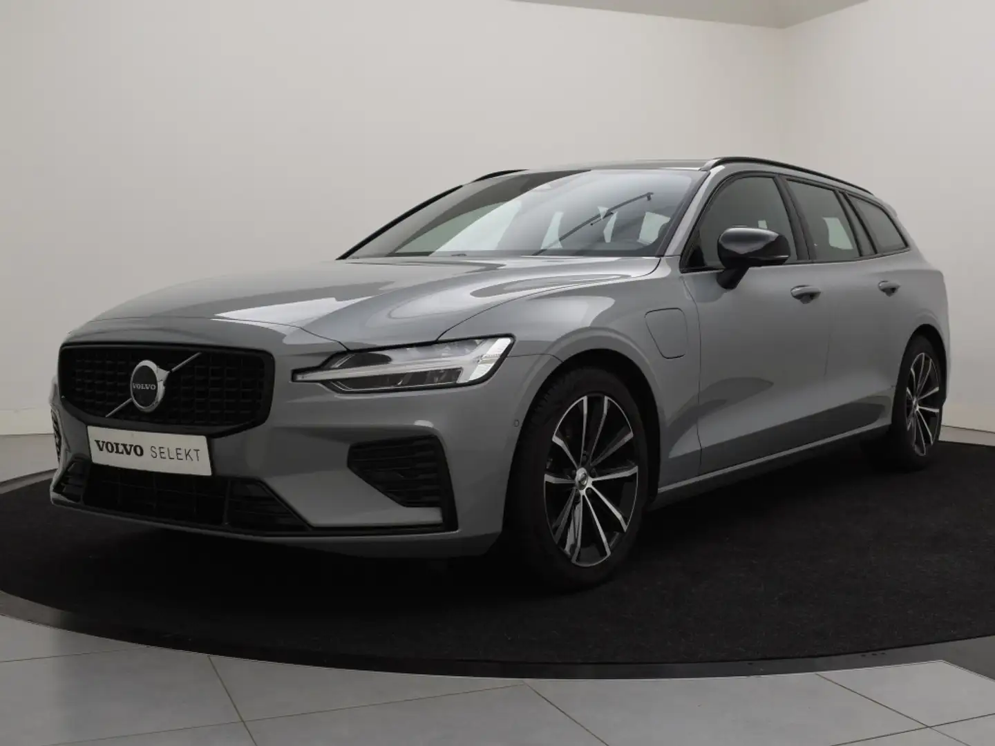 Volvo V60 T6 PLUG-IN HYBRID LONG RANGE PLUS DARK 360GR CAM S Gris - 2