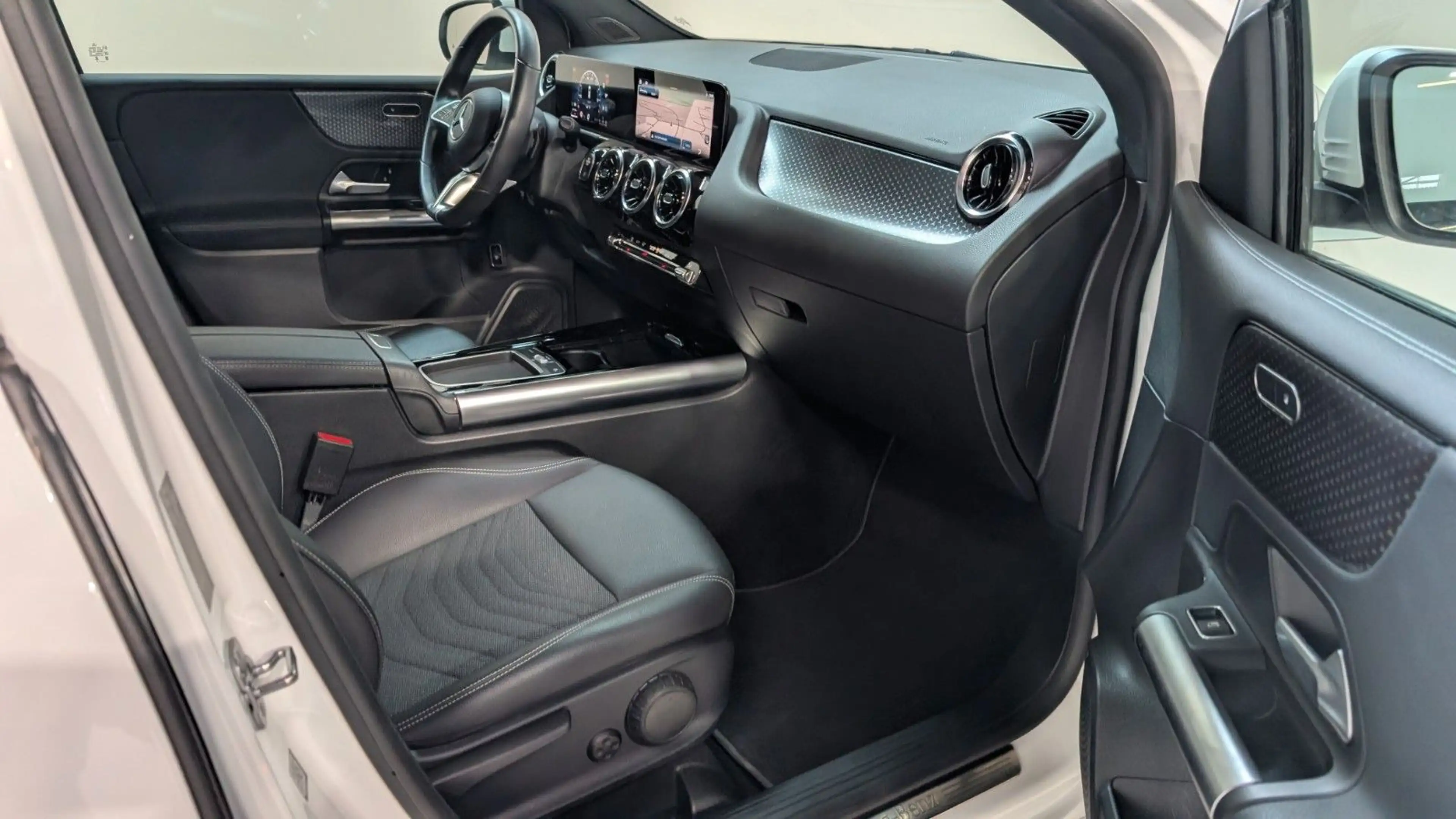Mercedes-Benz B 220 d Aut. NAV*KAM*SPUR*MBUX*TOTWINKEL — photo 15
