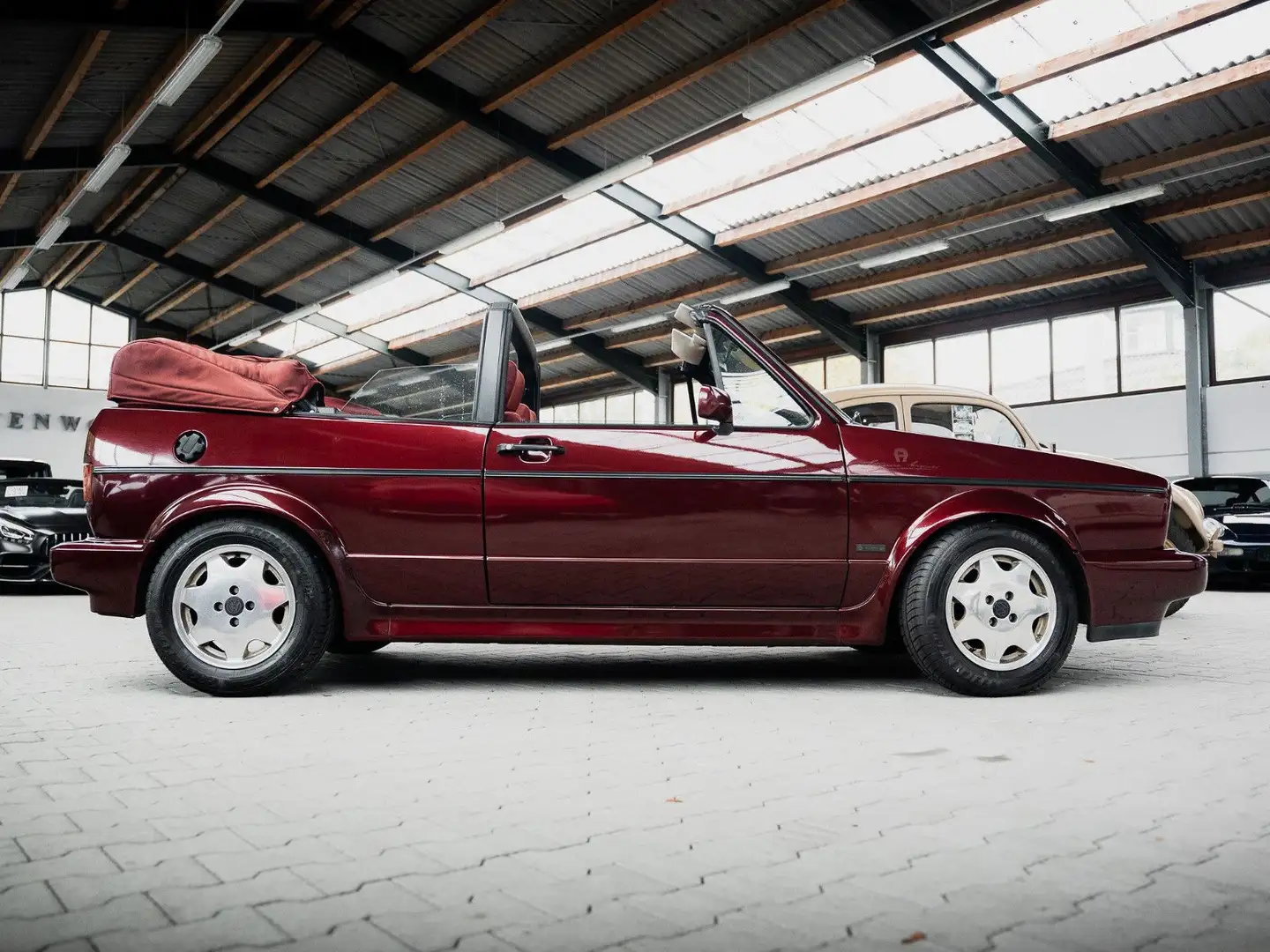 Volkswagen Golf Etienne Aigner VW Sammlung Hermann Walter Rot - 2