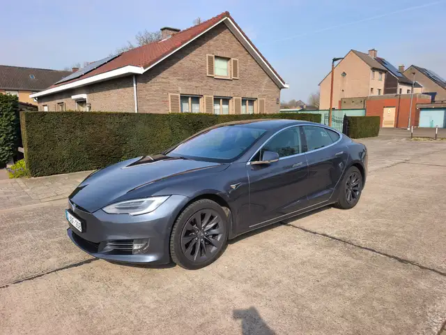 Tesla Model S Long Range Raven * Free Supercharge * incl btw