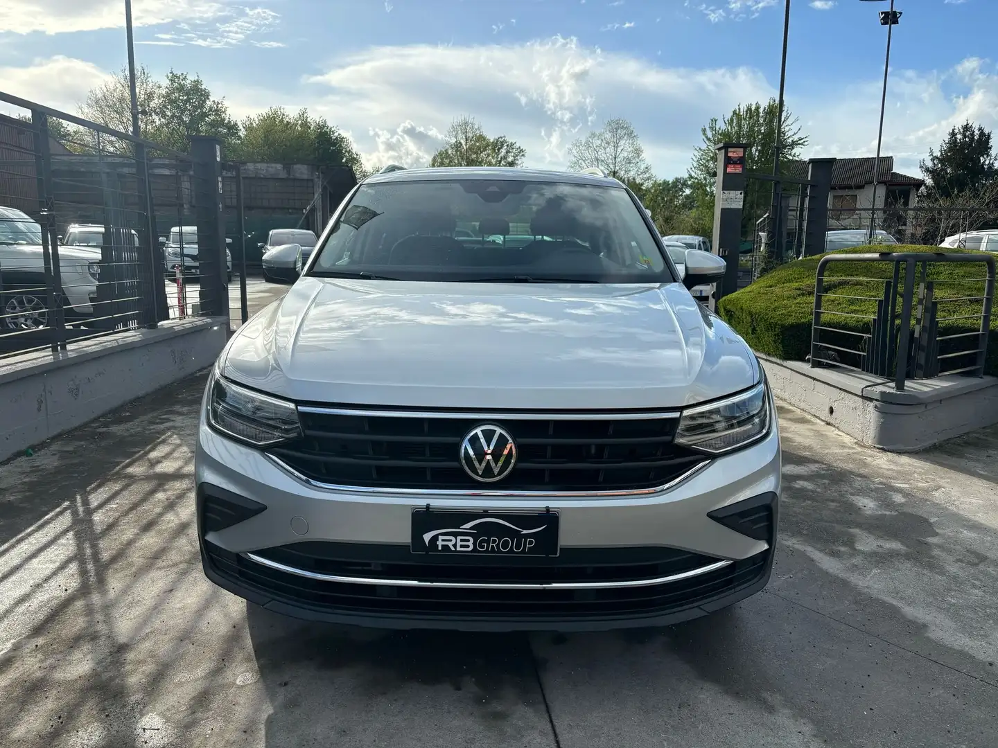 Volkswagen Tiguan Tiguan 2.0 tdi Life 150cv dsg Silber - 2