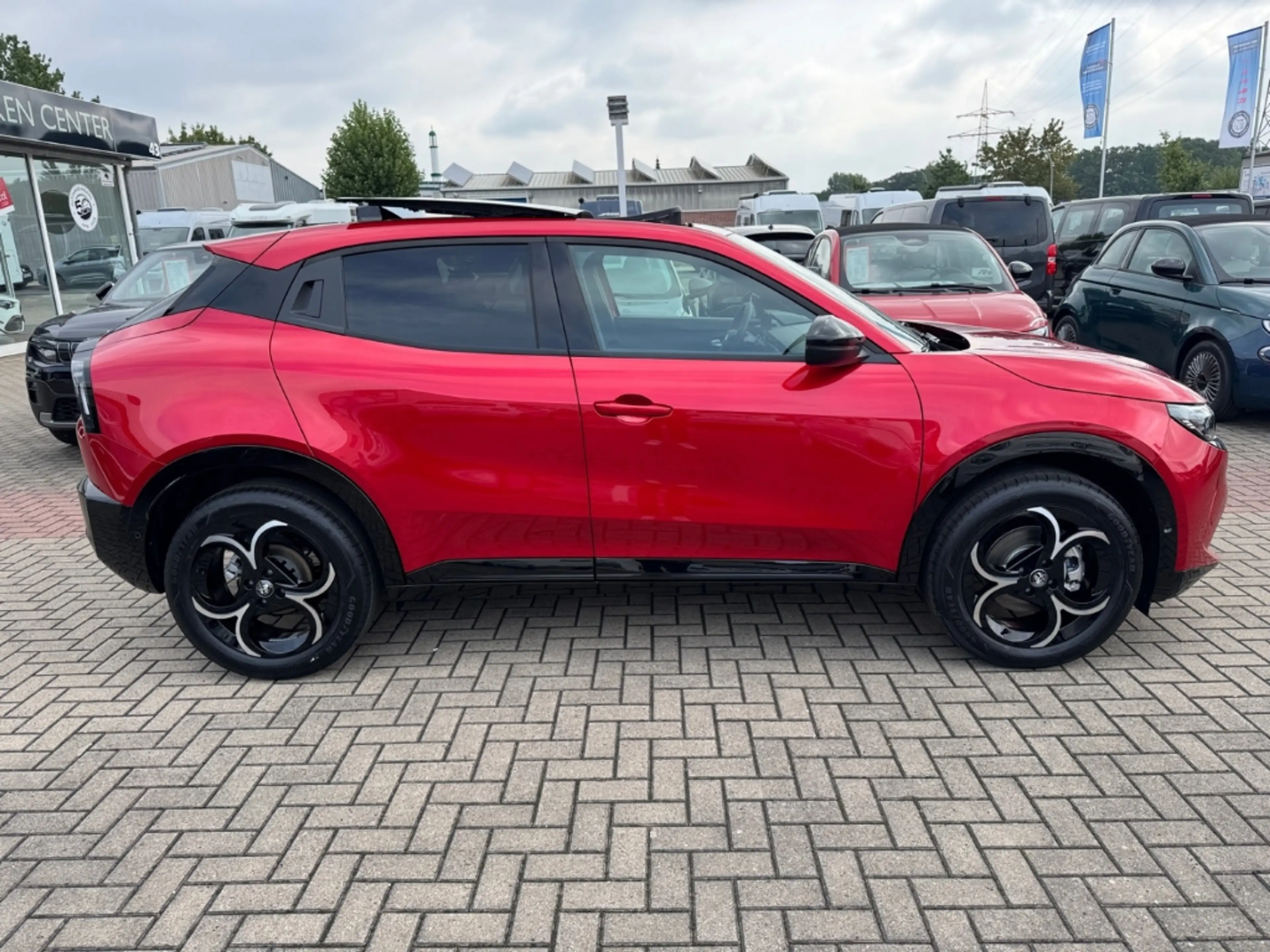 Alfa Romeo Junior Ibrida Ti+SCHIEBEDACH+NAVI+ELSITZE+ELHECK+ — photo 10