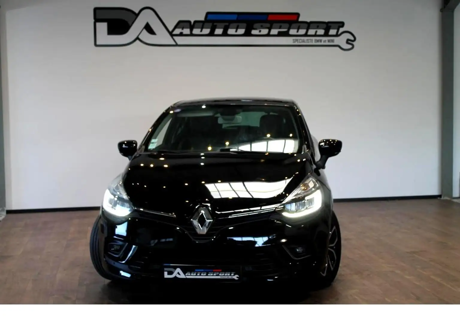 Renault Clio Clio 0.9 Energy TCe - 90 E6C  IV BERLINE Intens 2  Noir - 1