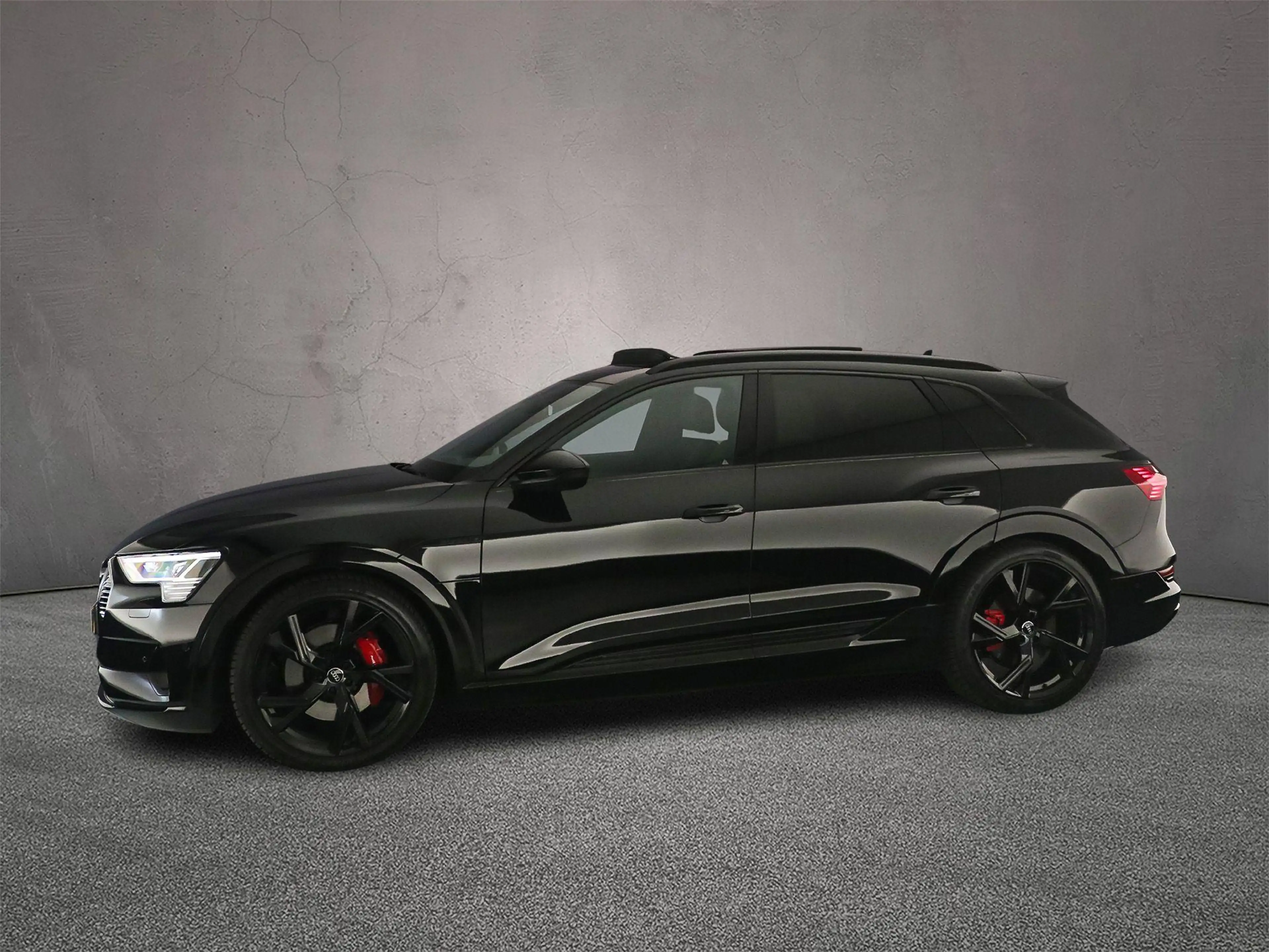 Audi e-tron 50 quattro Business edition Plus 71 kWh | Adaptiev — photo 2