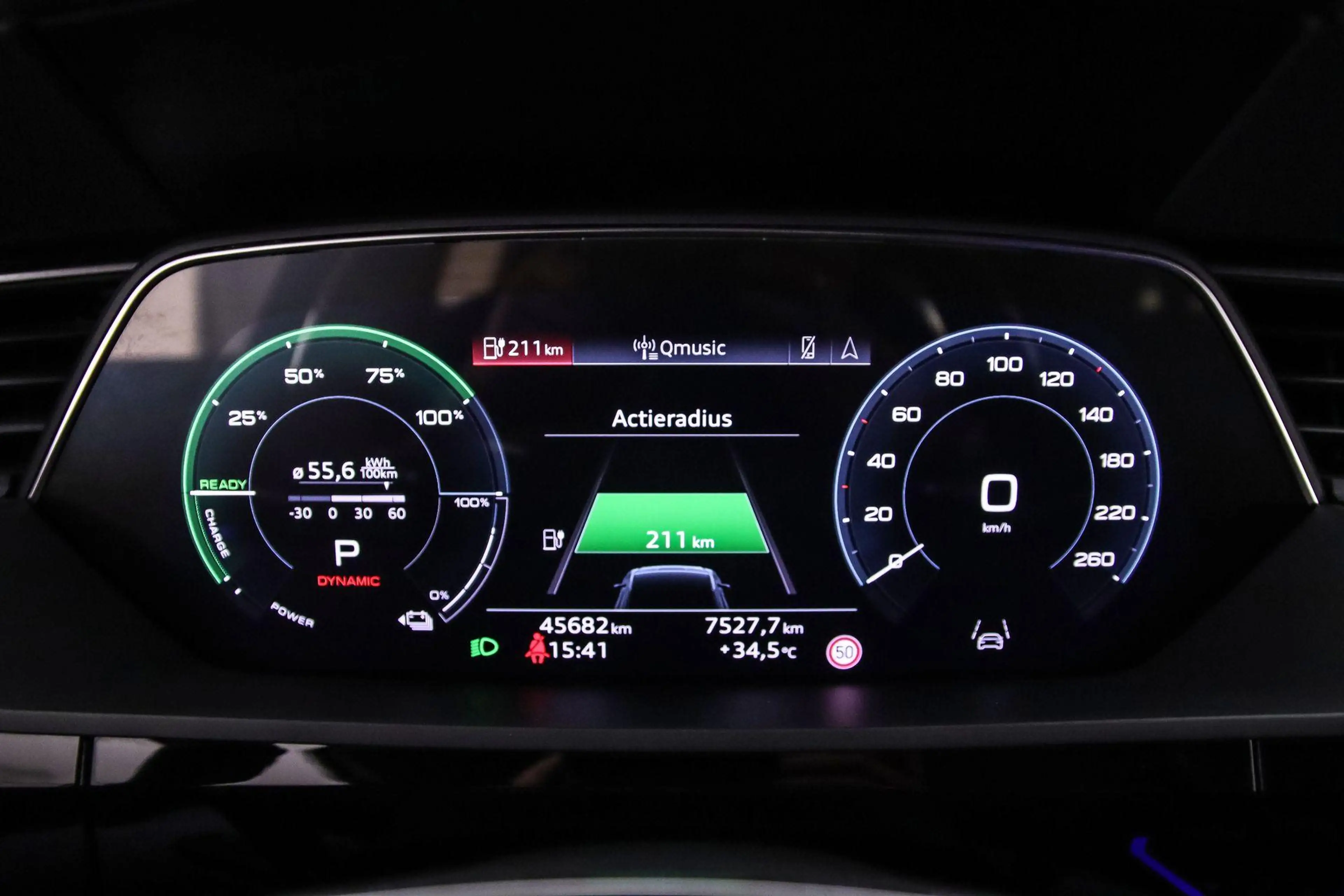 Audi e-tron 50 quattro Business edition Plus 71 kWh | Adaptiev — photo 10