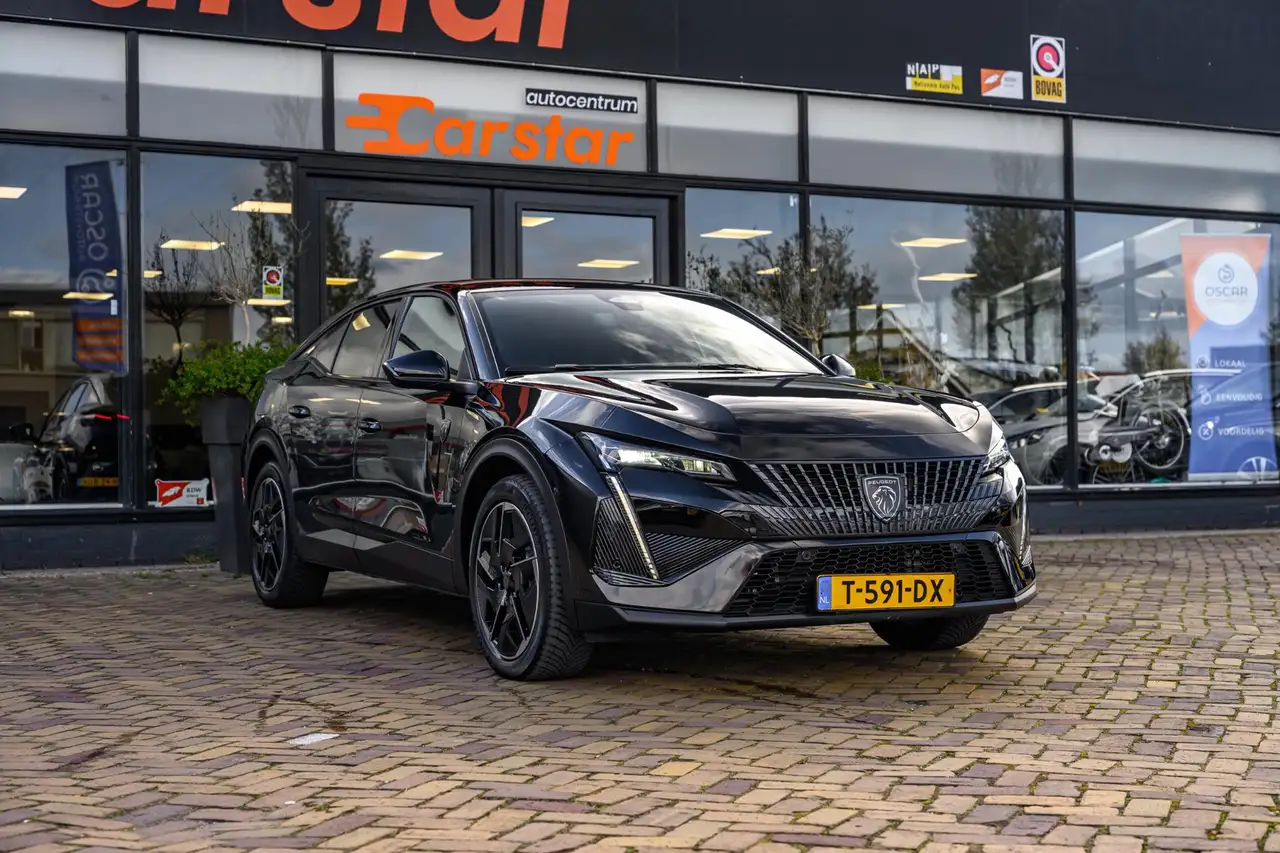 Peugeot 408 1.6 HYbrid GT 180 EAT8|Car-Play|Camera|191 PK 3