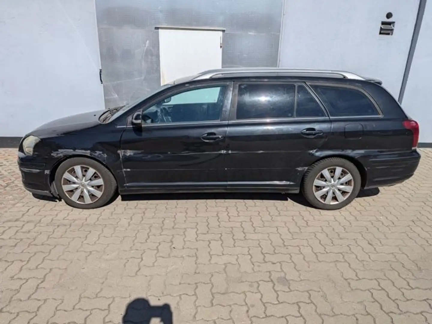 Toyota Avensis Kombi 1.8 Sol*Klima* Noir - 2