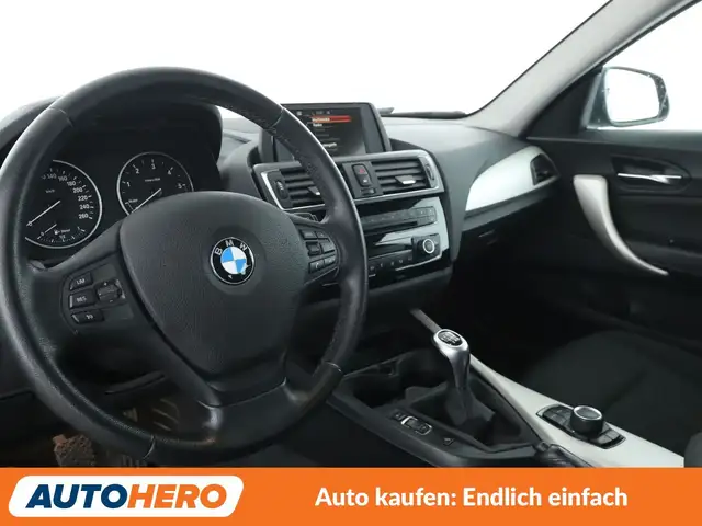 BMW 1 Series view 11
