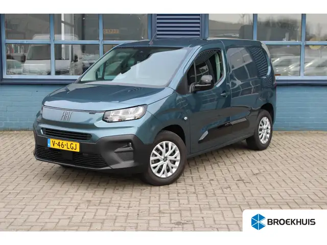Fiat E-Doblo 50 kWh 3-ZITS | DRAADLOOS CARPLAY | NAVI 10" | RIJ