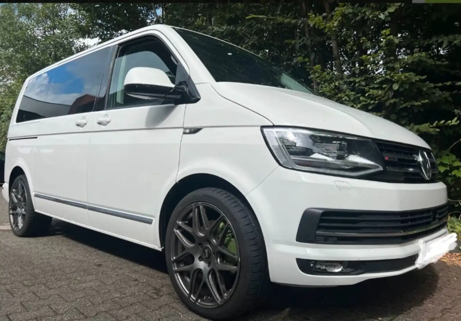 Volkswagen T6 Multivan Multivan DSG Kurz 4MOTION Highline Weiß - 1