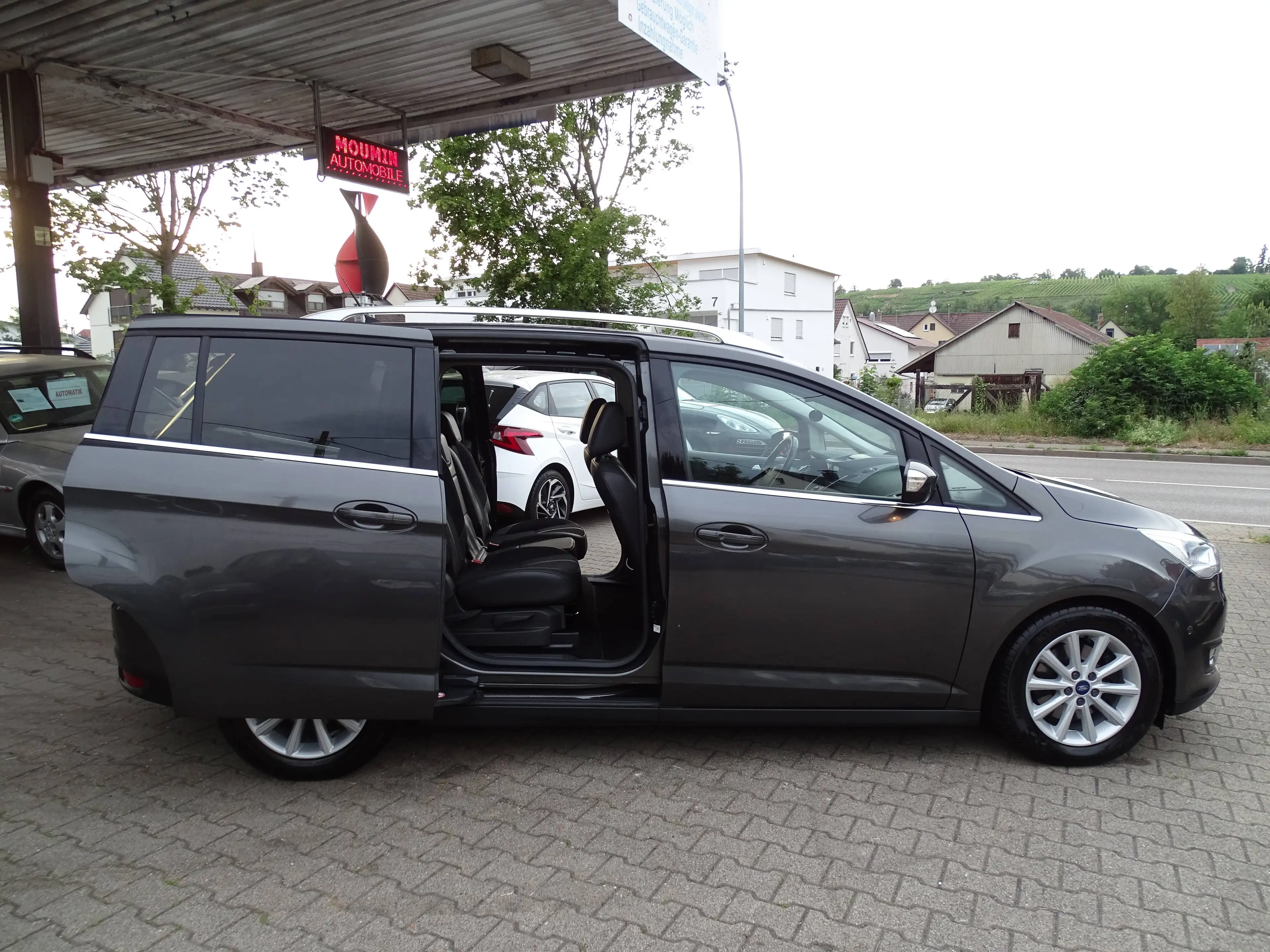 Ford Grand C-Max 2.0 TDCi Titanium"KLIMAAUTO"LEDER"NAVI"TEMPOMAT"SITZHZG+LENKRADHZG"PDC"AHK-SCHWENKBAR"EURO-6 — photo 13