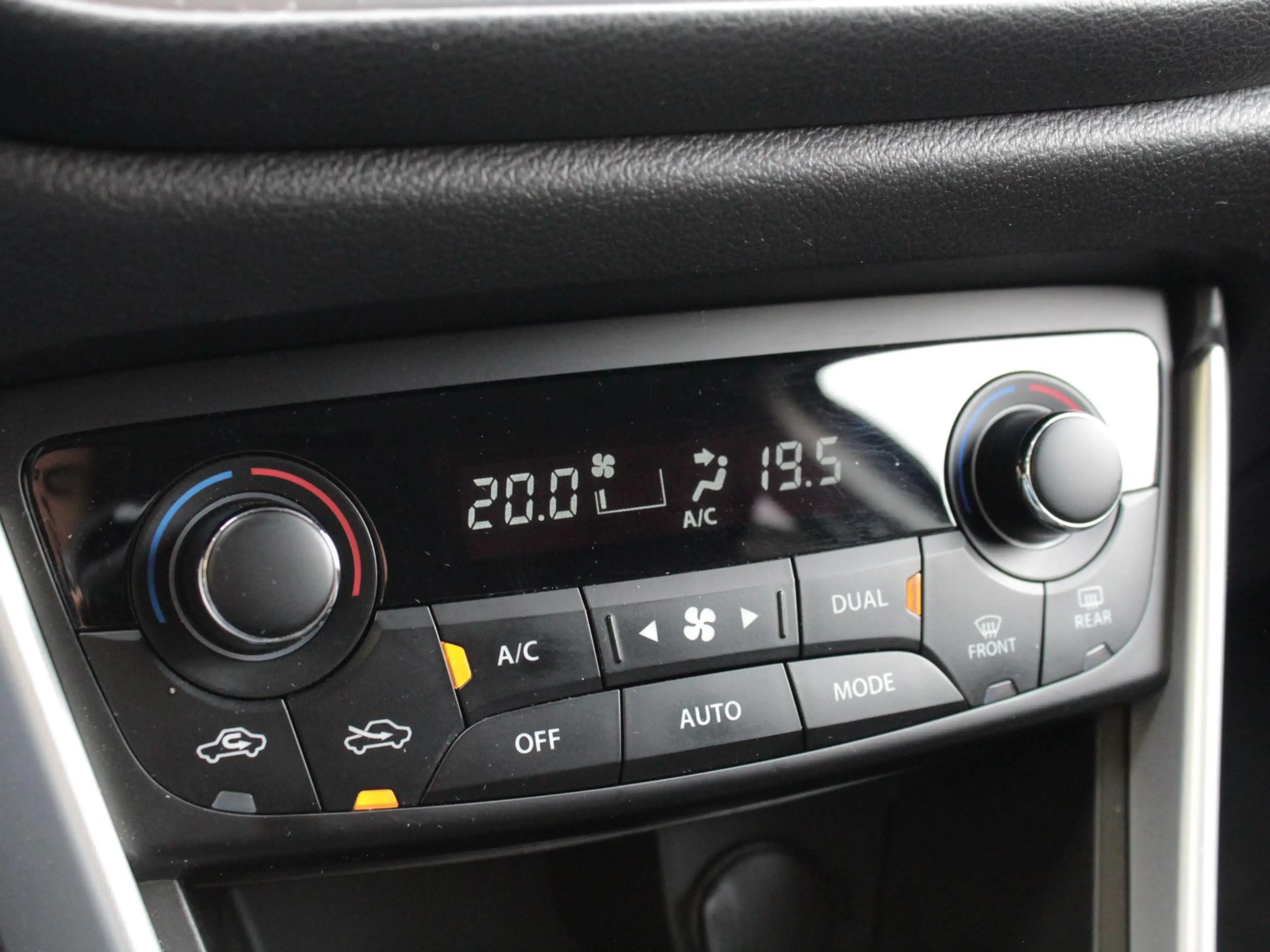 Suzuki S-Cross 1.0 Boosterjet Exclusive | Navi | Cruise | Clima | — photo 13
