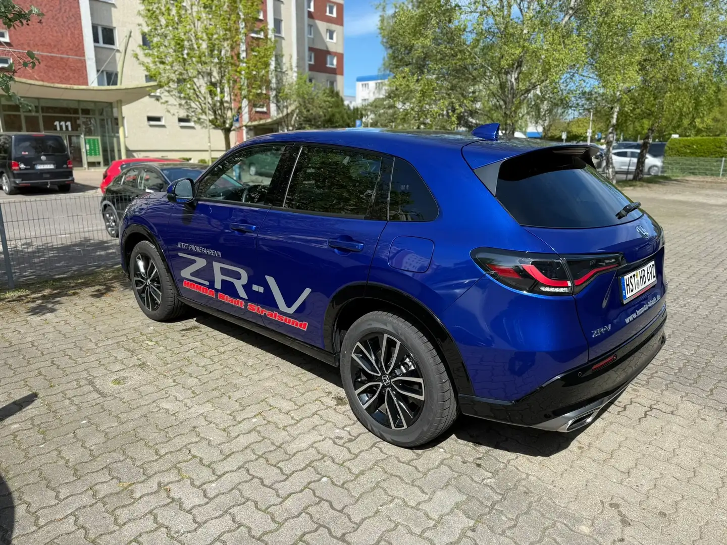 Honda ZR-V e:HEV 2.0 i-MMD Hybrid Advance PanoramaDach Niebieski - 2