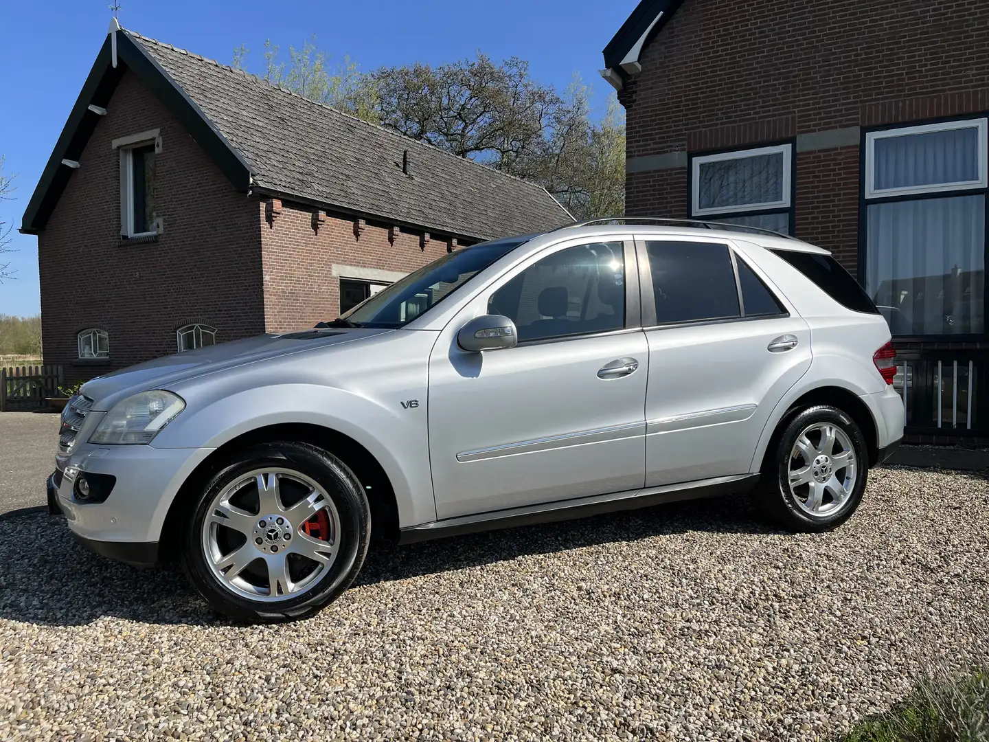 Mercedes-Benz ML 500 M-Klasse 5.5 ML500 4Matic Automaat Luchtvering Šedá - 2