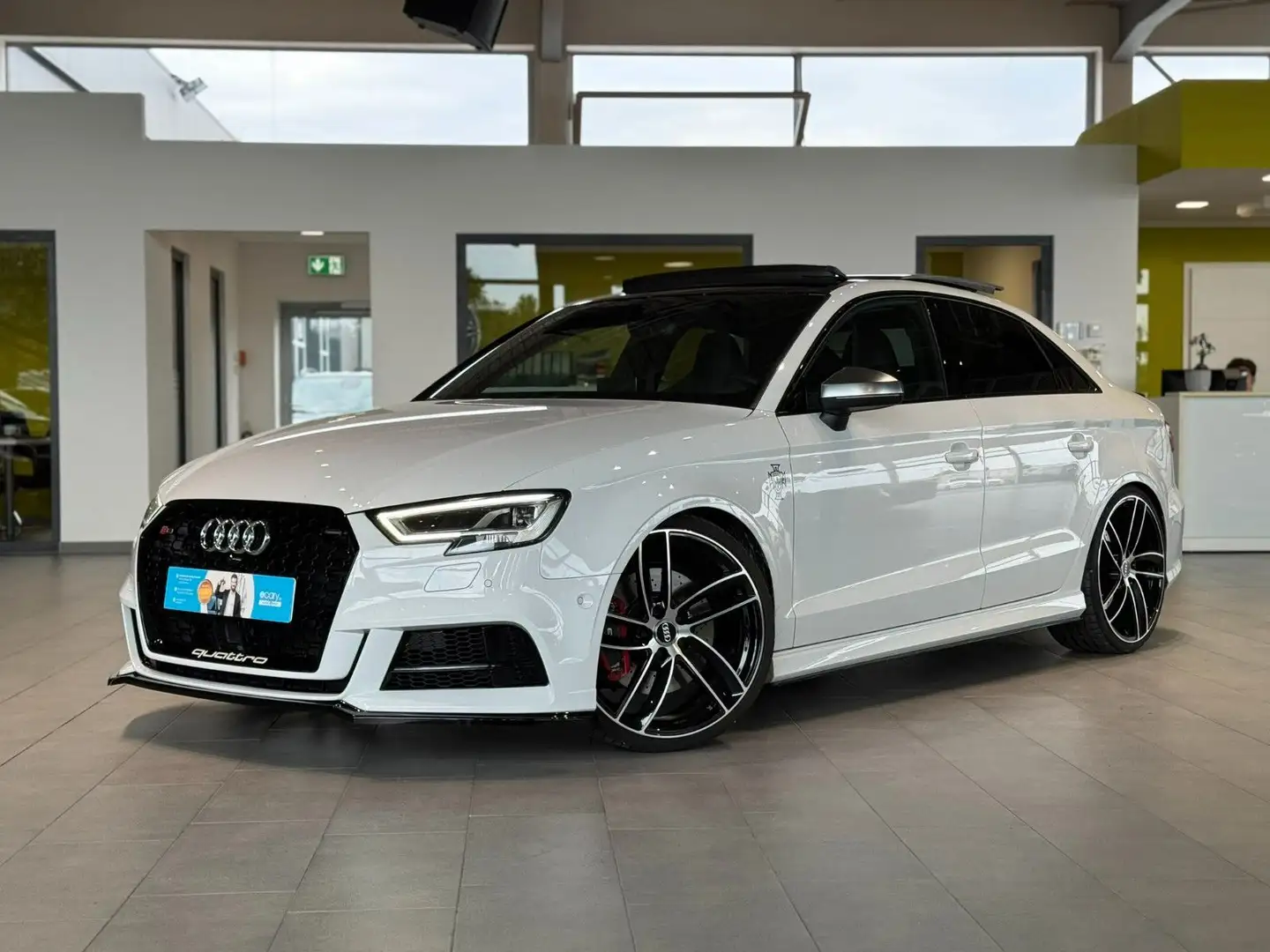 Audi S3 Lim. *Downpipe*Remus*Pano*Digital*Matrix*B&O* Bílá - 1