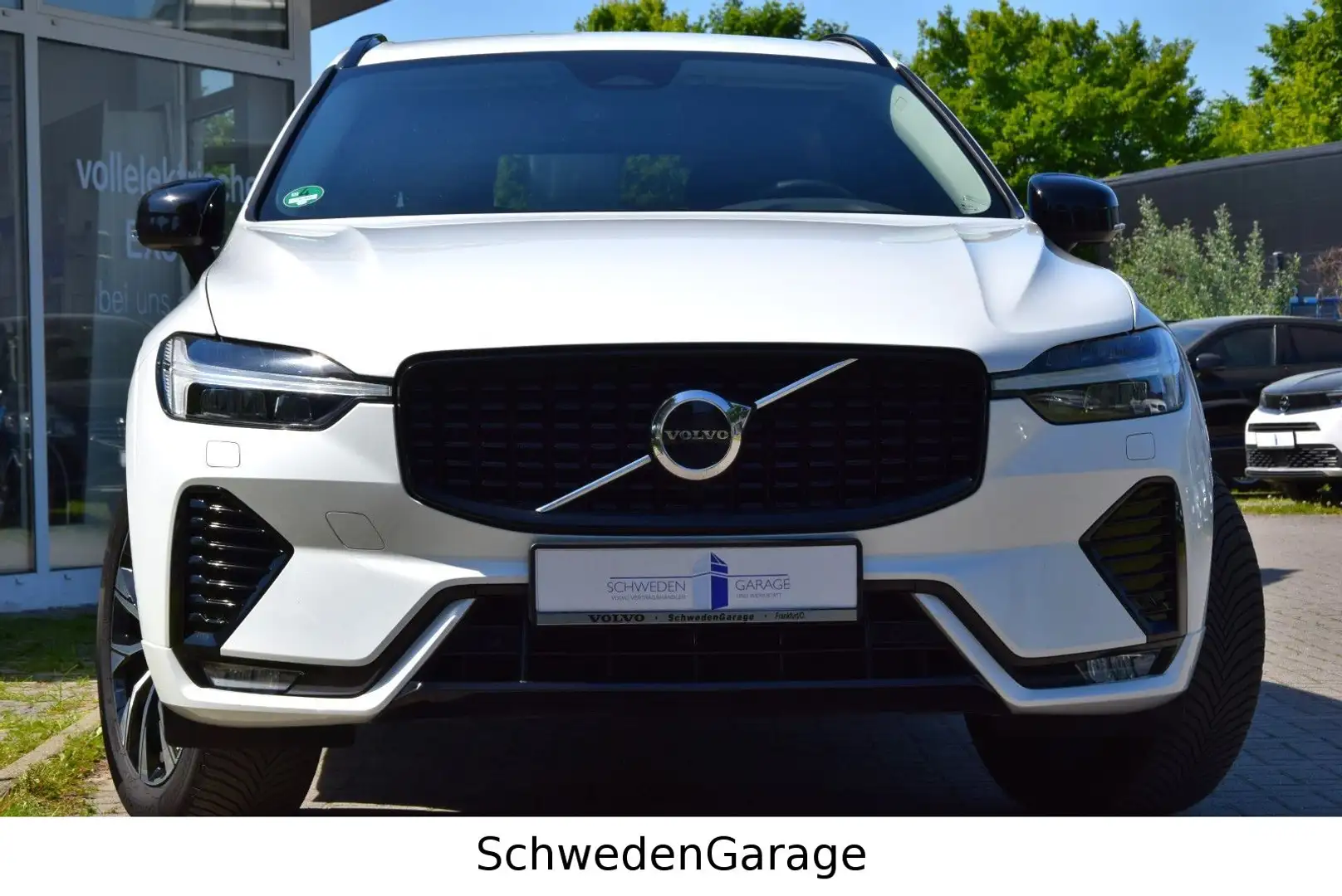 Volvo XC60 Plus Dark B4 AWD/ AHK Blanc - 1