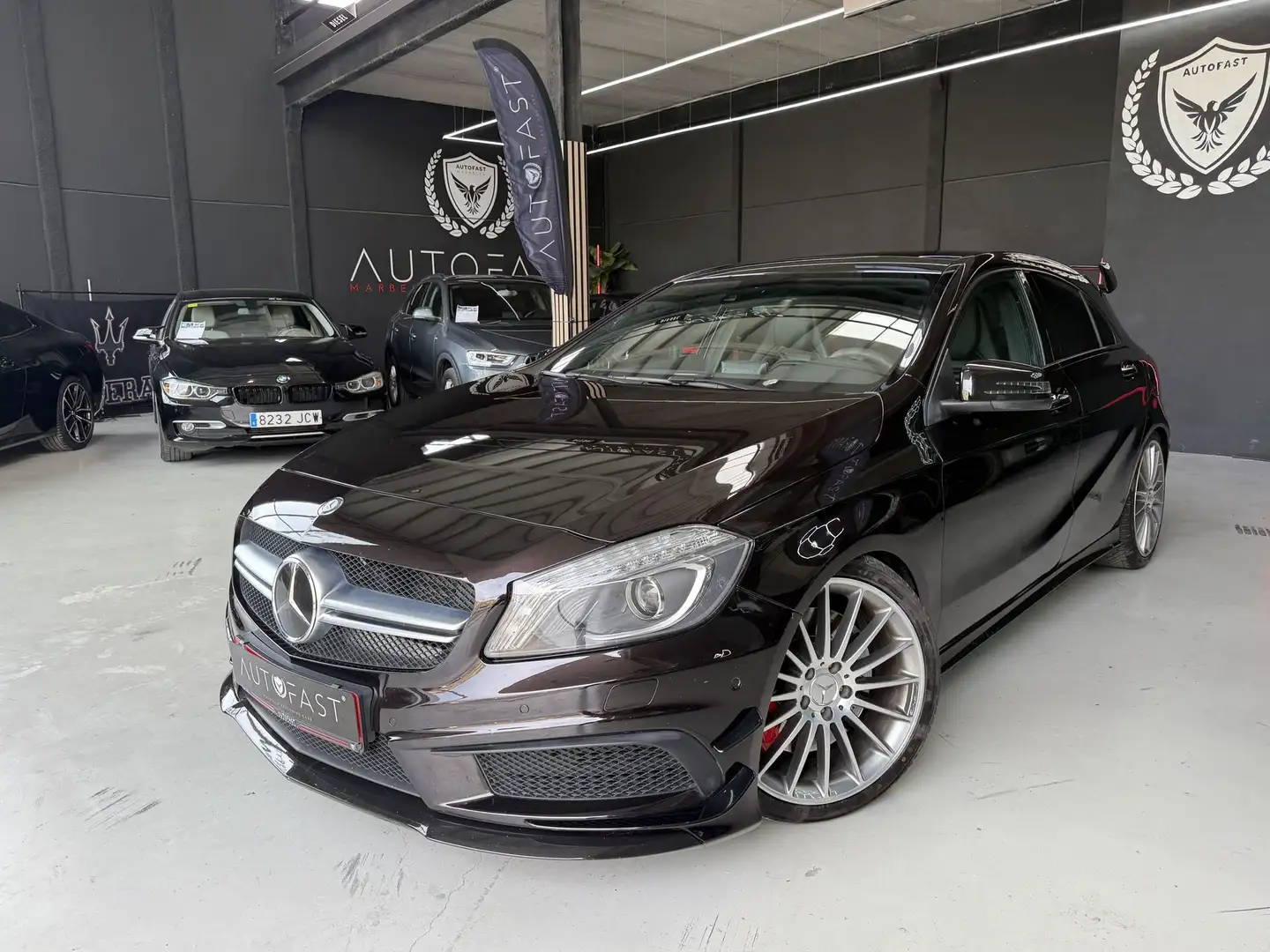 Mercedes-Benz A 45 AMG 4Matic 7G-DCT Noir - 1