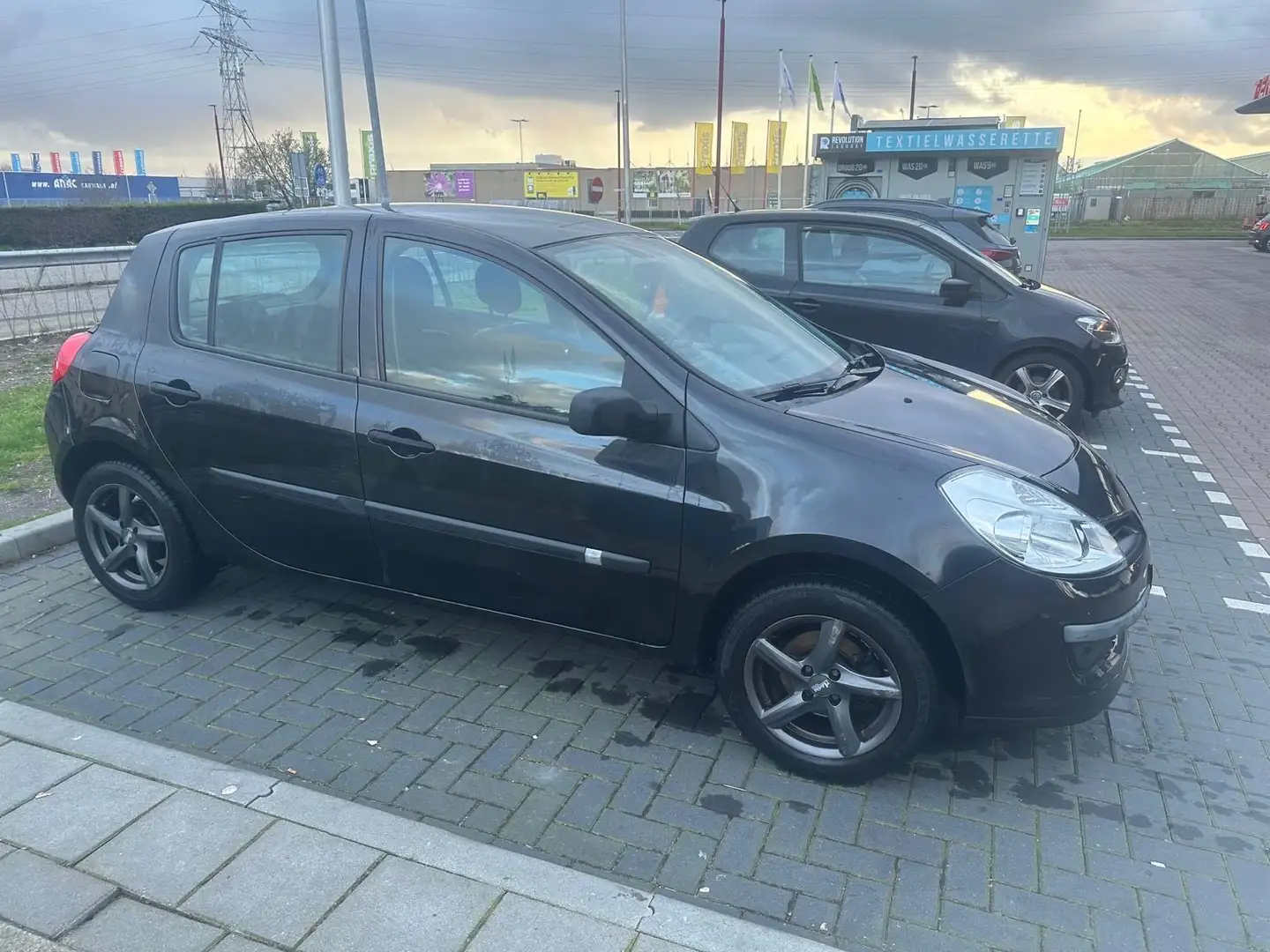 Renault Clio - 2