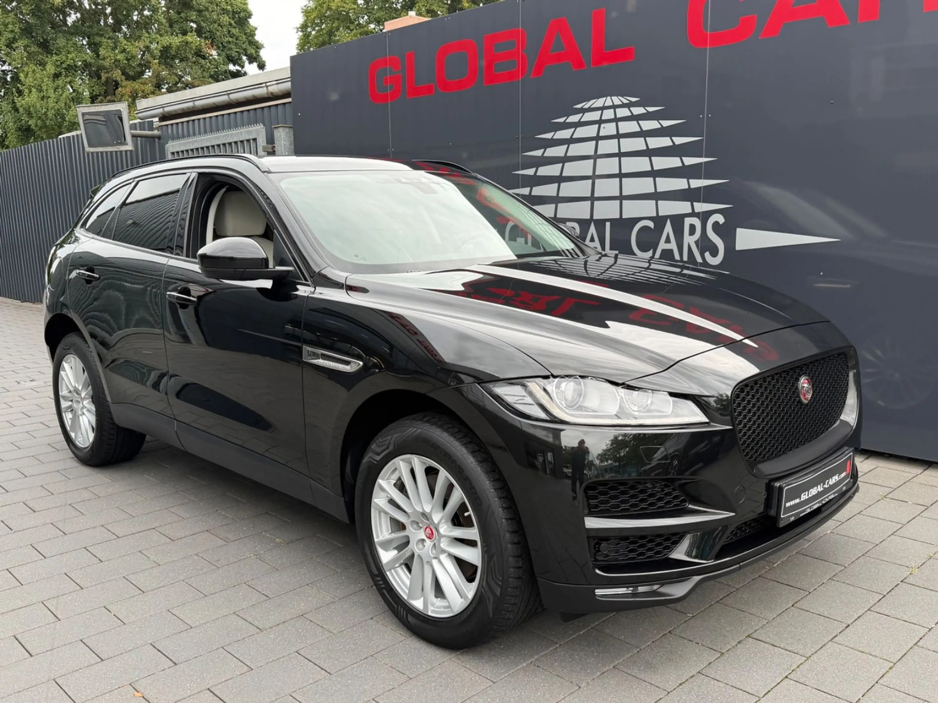 Jaguar F-Pace F-PACE P250*25T*PRESTIGE*AWD*DYNAMIC*LEDER BEIGE — photo 9