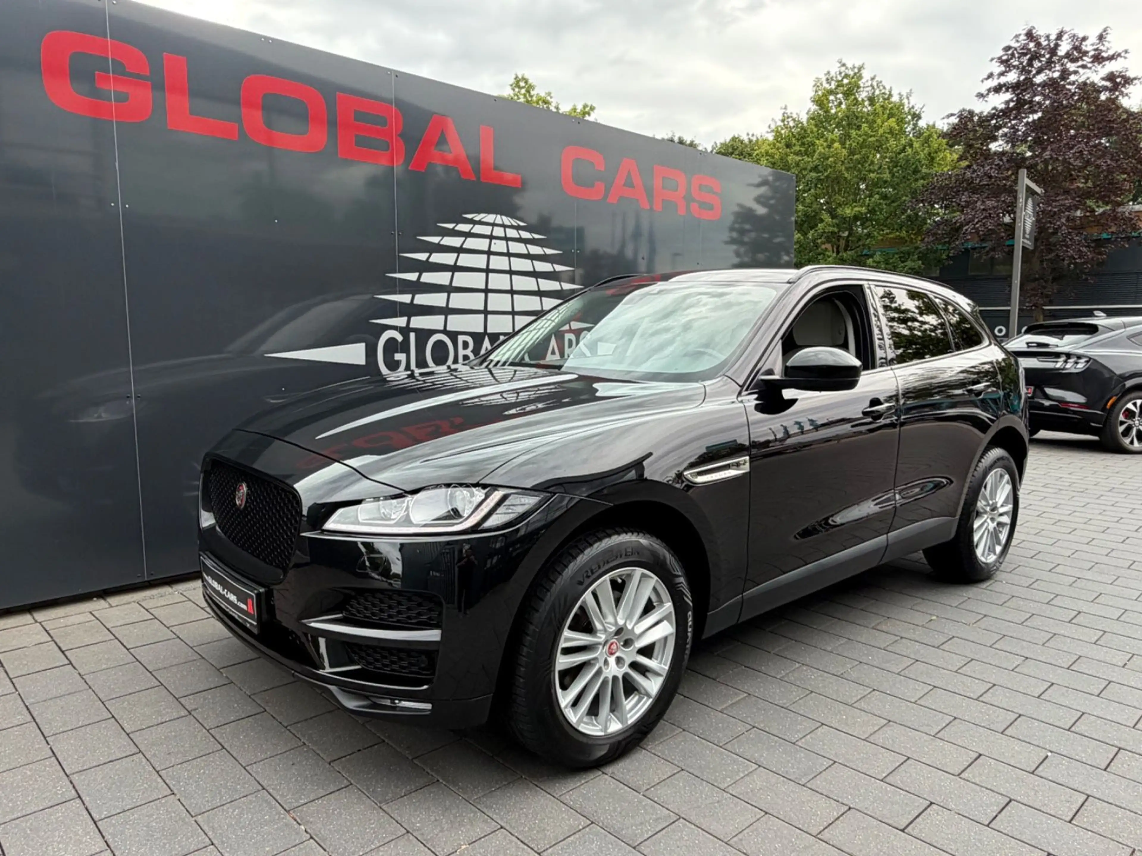 Jaguar F-Pace F-PACE P250*25T*PRESTIGE*AWD*DYNAMIC*LEDER BEIGE — photo 11