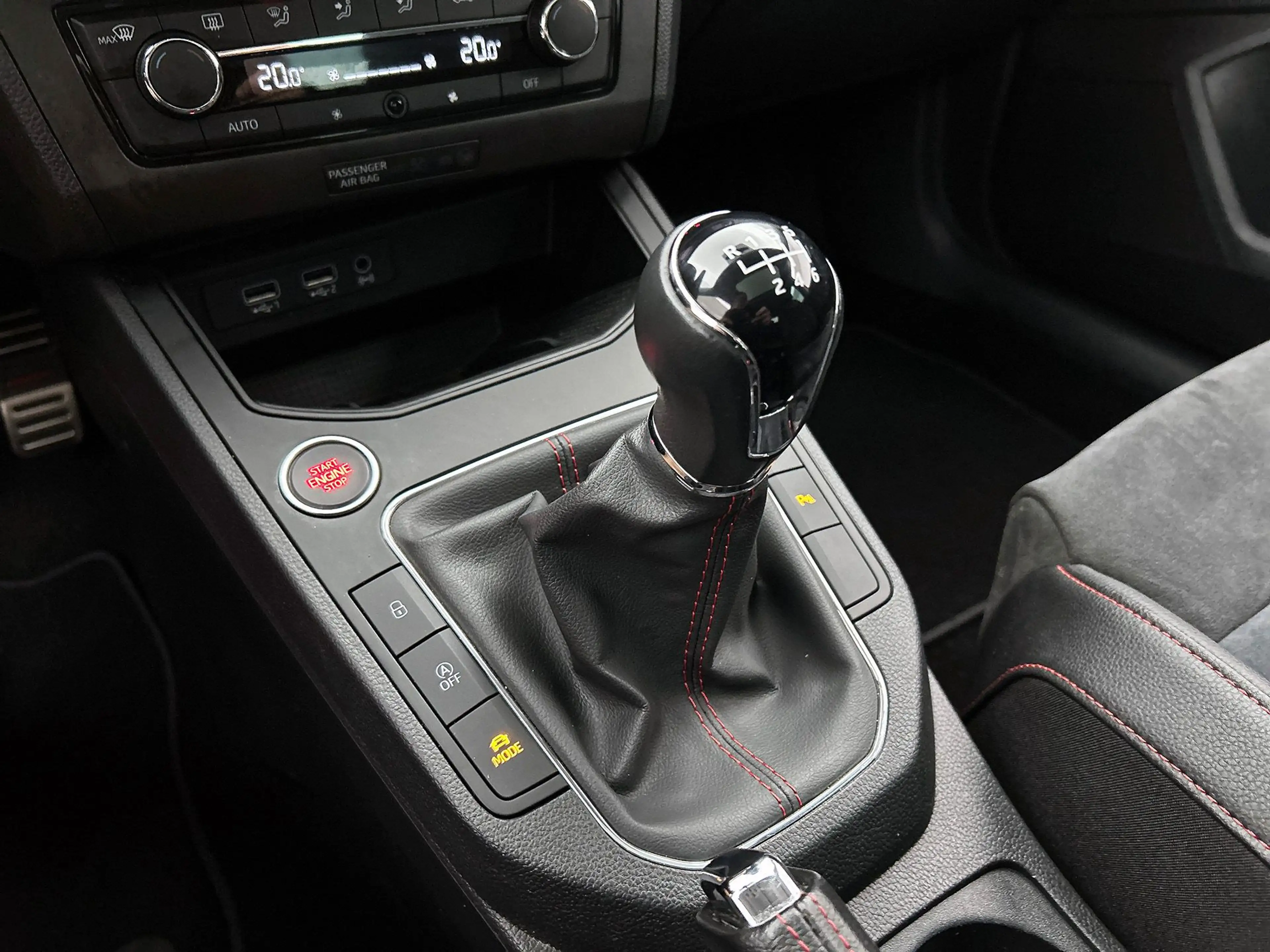 SEAT Ibiza 1.0 TSI FR Business Intense | Adaptive Cruise | Ca — photo 16