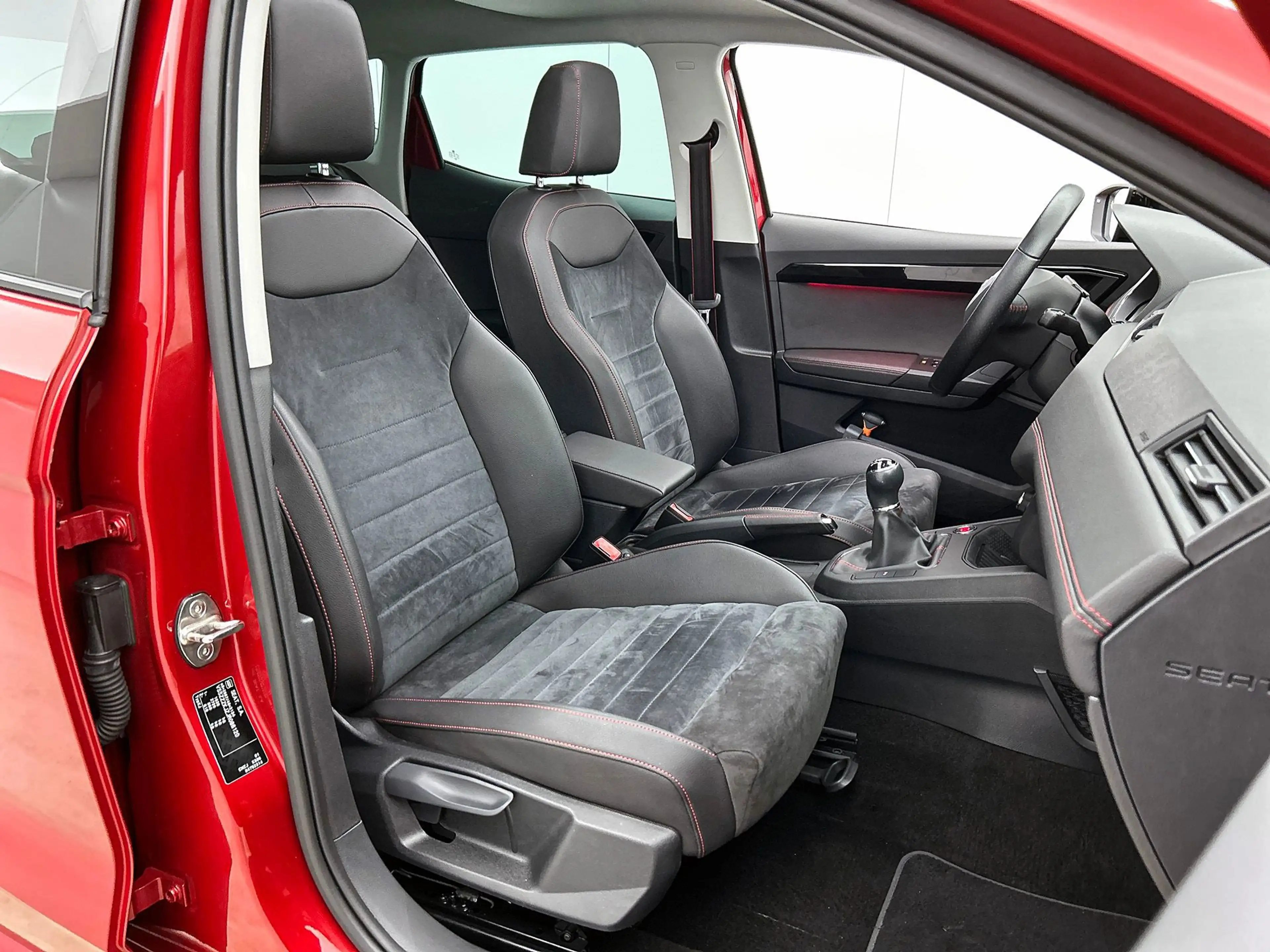 SEAT Ibiza 1.0 TSI FR Business Intense | Adaptive Cruise | Ca — photo 13