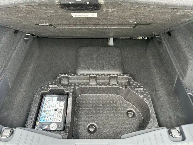 Ford Mustang Mach-E Mach-E Premium Extended Range  88kWh 276PS RWD Ansicht 12